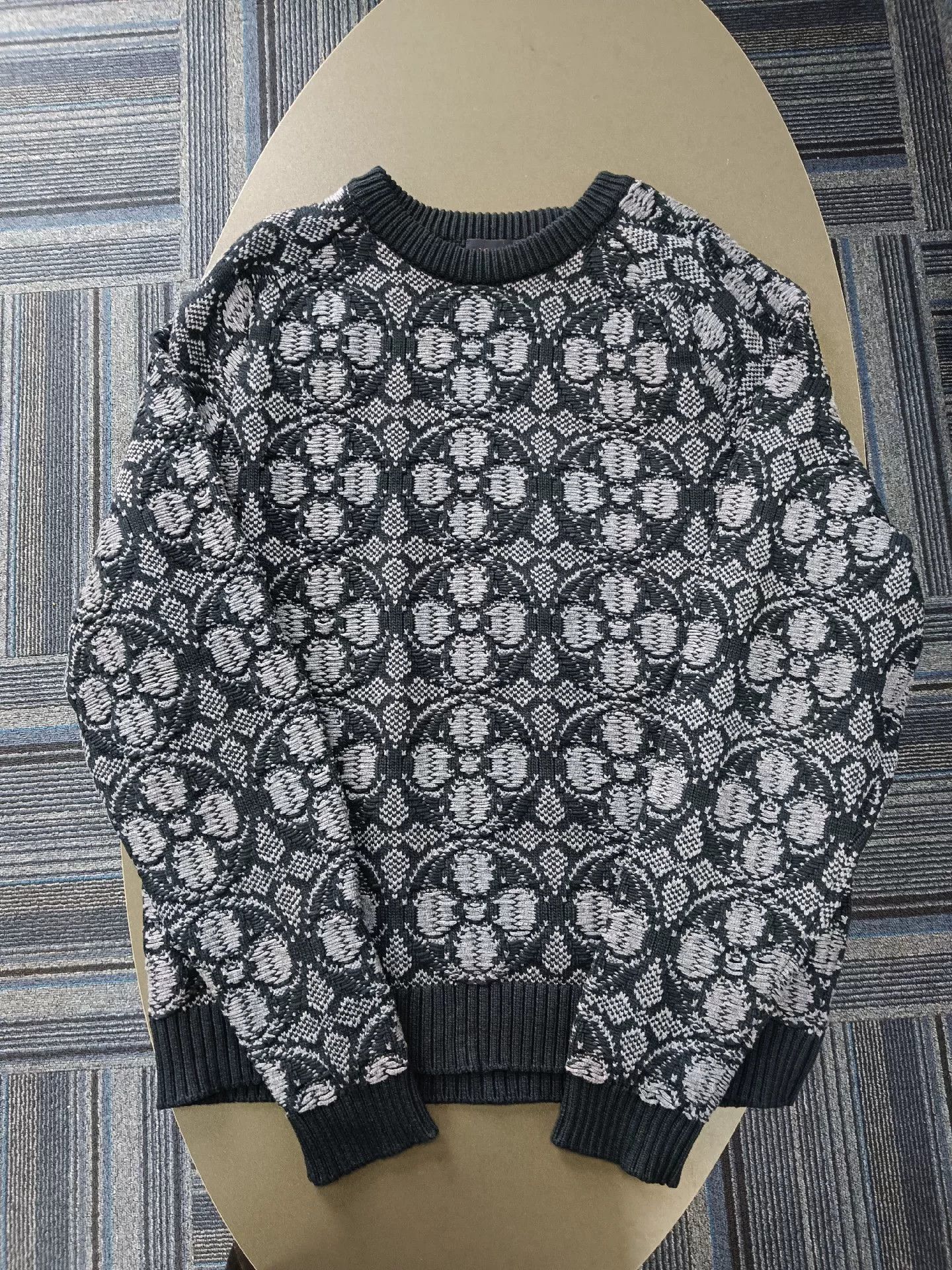 Louis Vuitton Louis Vuitton Blue Knit Sweater XXL Size Size US XXL / EU 58 / 5 - 1 Thumbnail