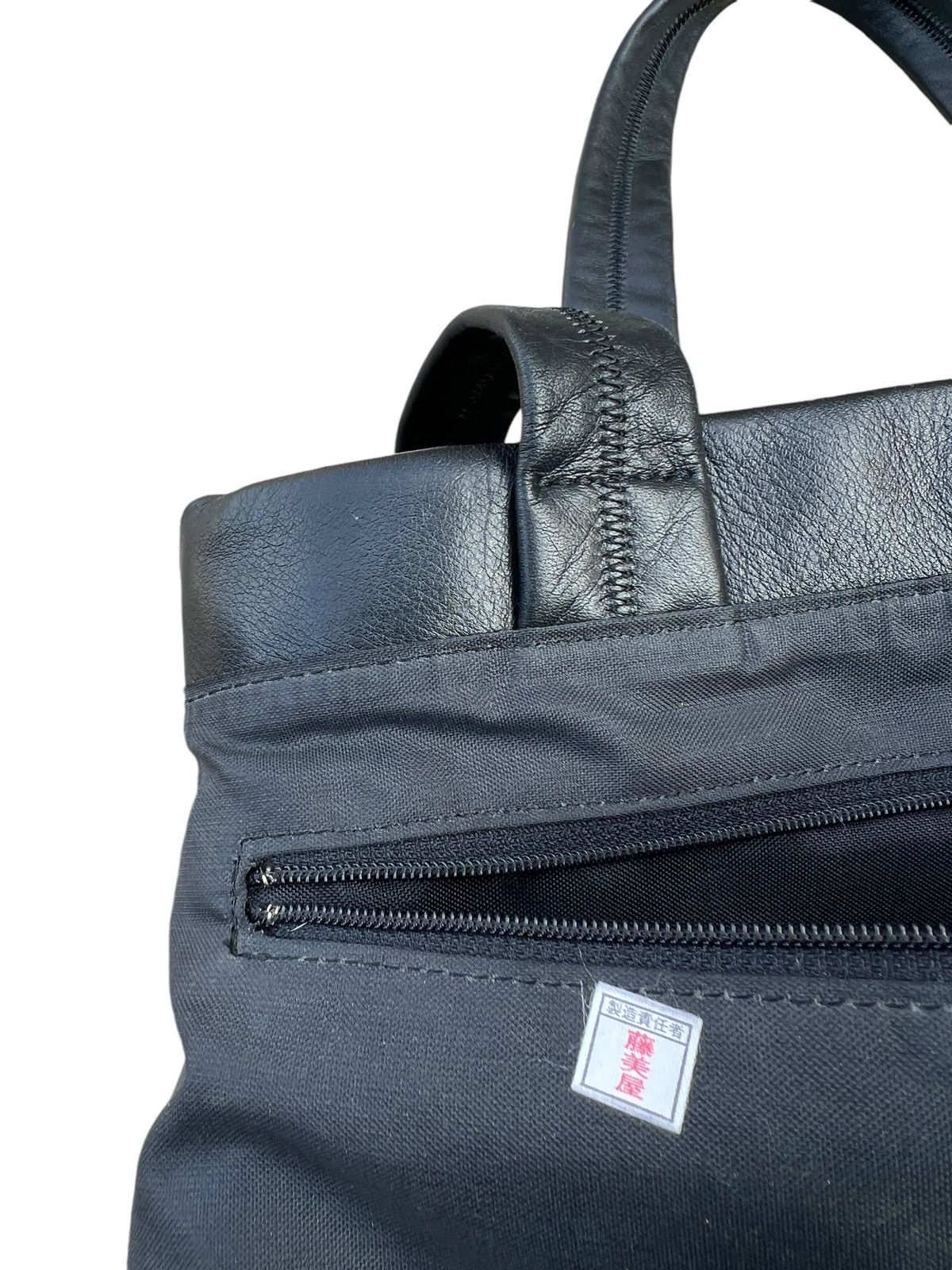 Leather × Moschino Vintage MOSCHINO Patina Black Leather Tote Bag Size ONE SIZE - 23 Thumbnail