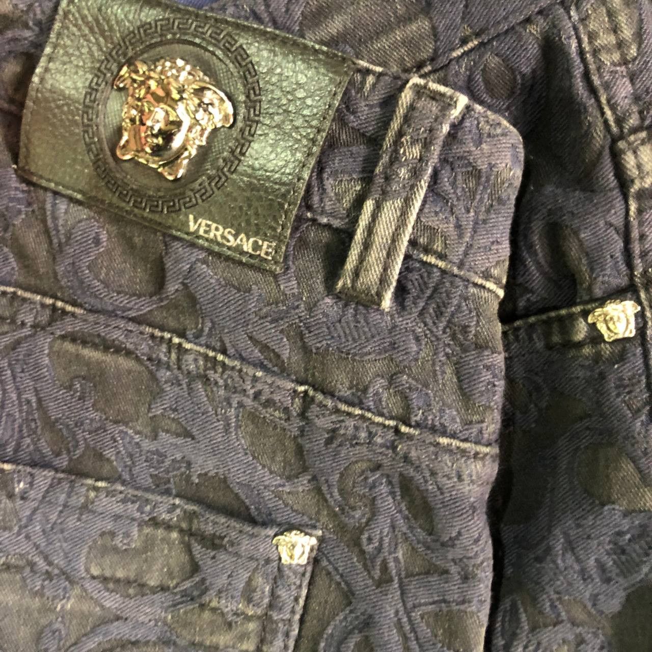 Versace Versace Embroidered printed denim pants Size US 36 / EU 52 - 11 Thumbnail