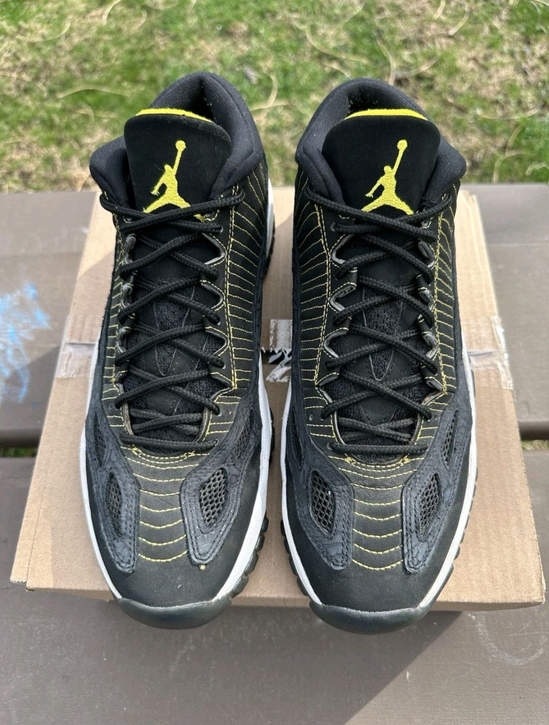 Jordan Brand Nike Air Jordan Retro 11 Low IE Zest 306008002 Size 12 Men Size US 12 / EU 45 - 2 Thumbnail