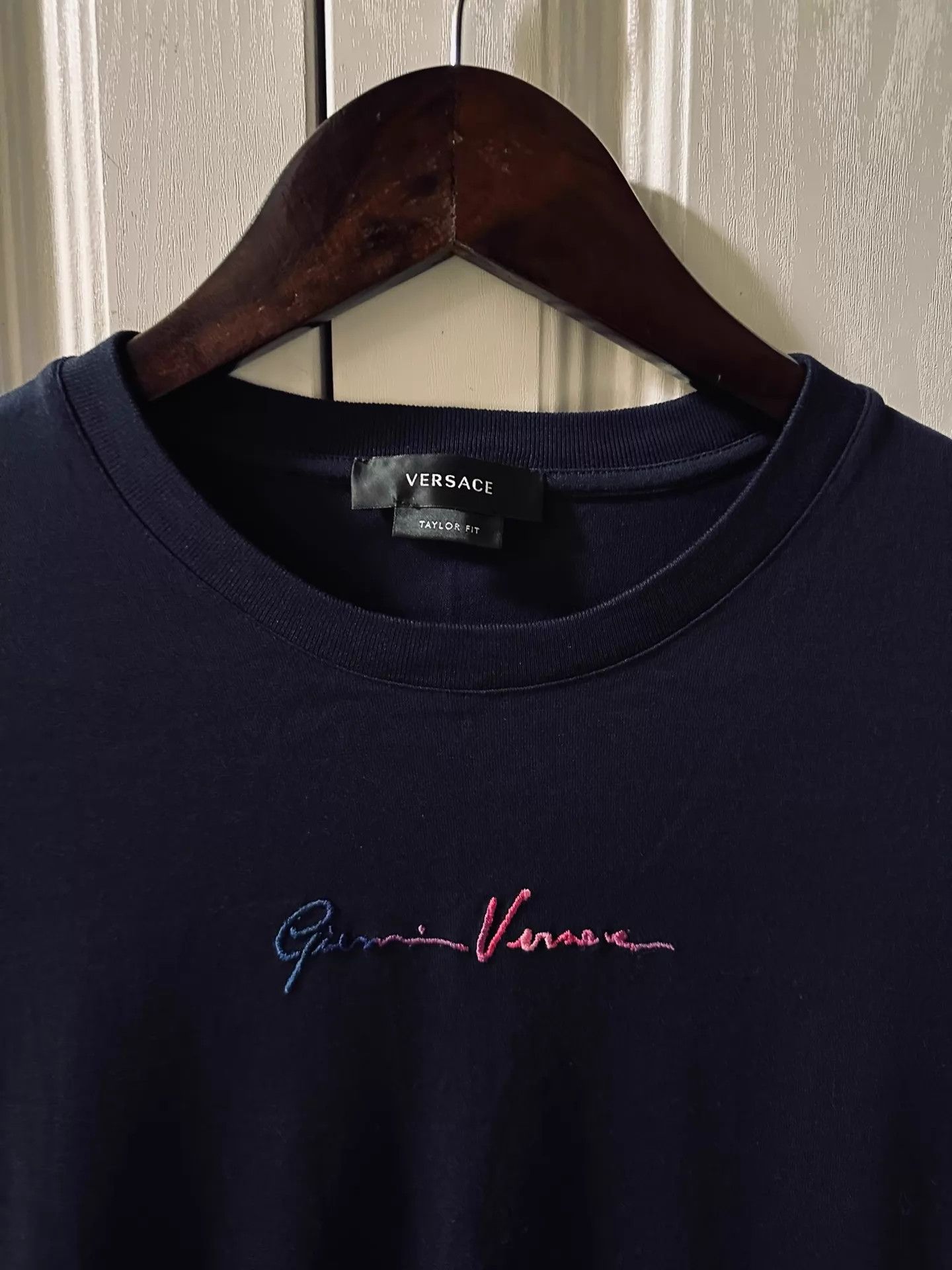 Versace Versace Color Logo Embroidered Short Sleeve T-Shirt Size US XS / EU 42 / 0 - 3 Thumbnail