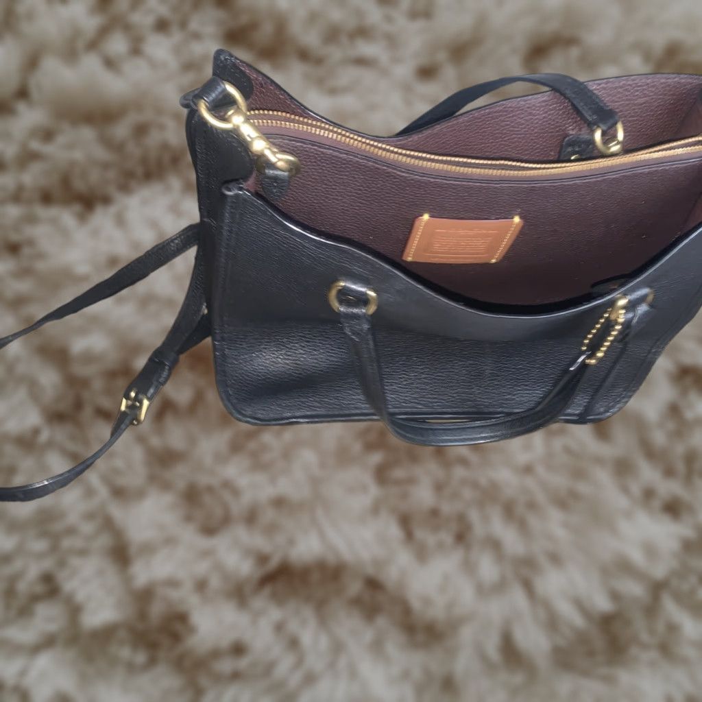 Coach Tyler Carryall 28 Bag Women Medium Black Pebble Leather