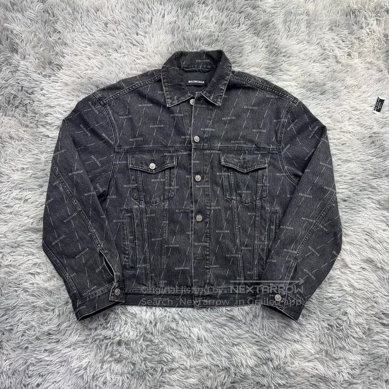 Balenciaga Balenciaga All-over Printed Denim Jacket Size US S / EU 44-46 / 1 - 1 Thumbnail