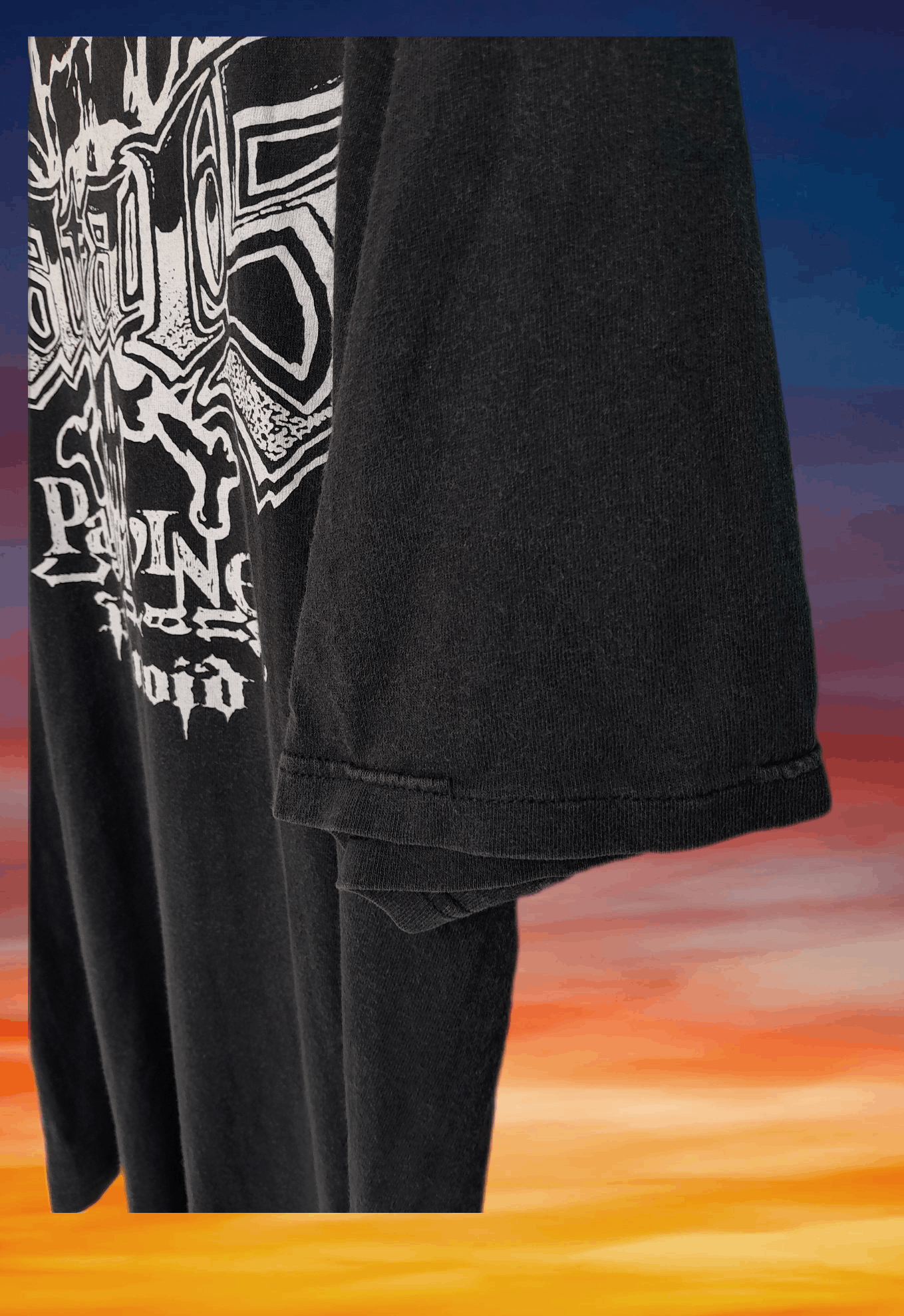 Band Tees × Vintage Vintage 90s PARANOID Fatal 5 pain divine company t-shirt Size US XL / EU 56 / 4 - 9 Thumbnail