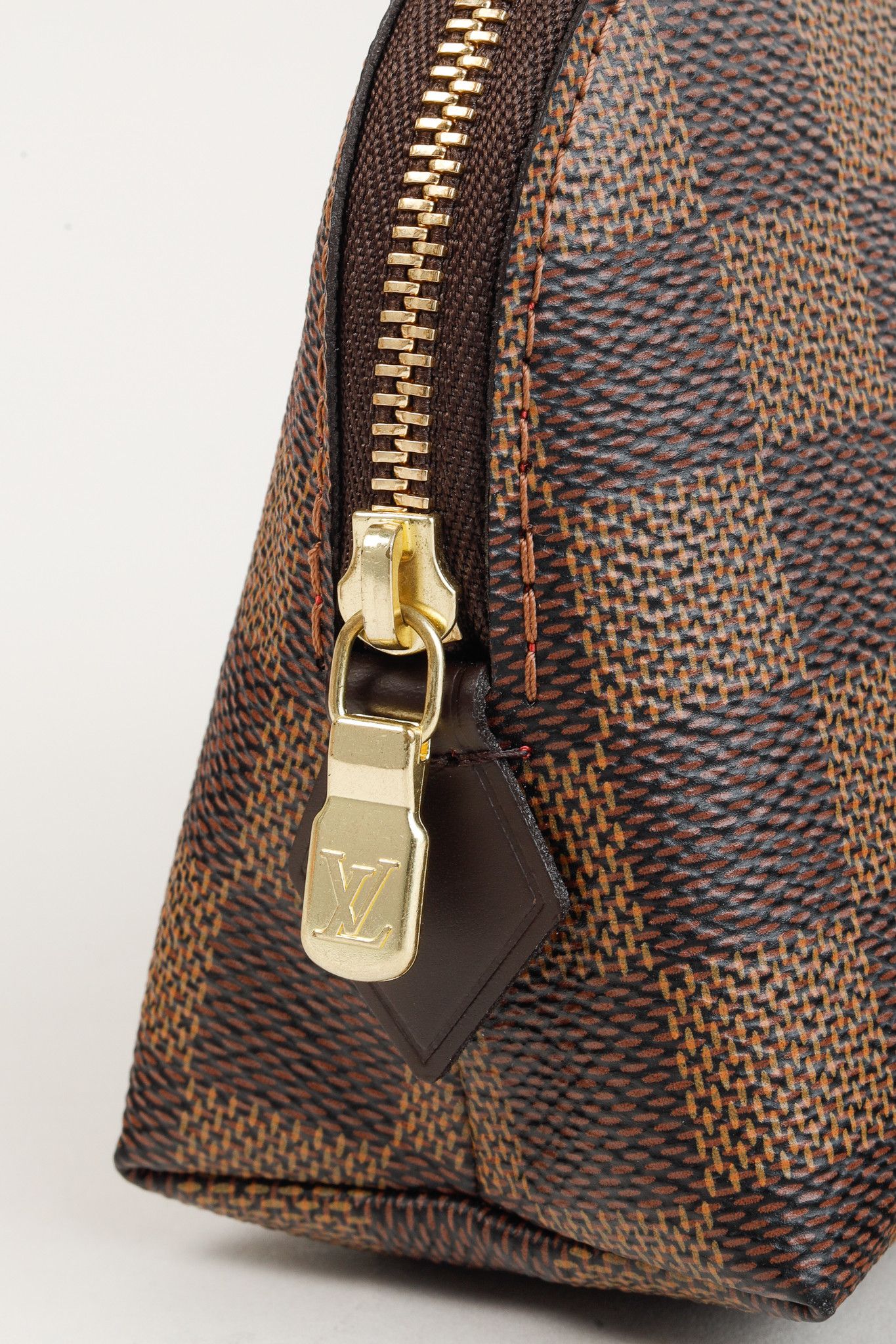 Louis Vuitton Louis Vuitton Brown Damier Ebene Cosmetic Pouch N47516 Size ONE SIZE - 7 Thumbnail