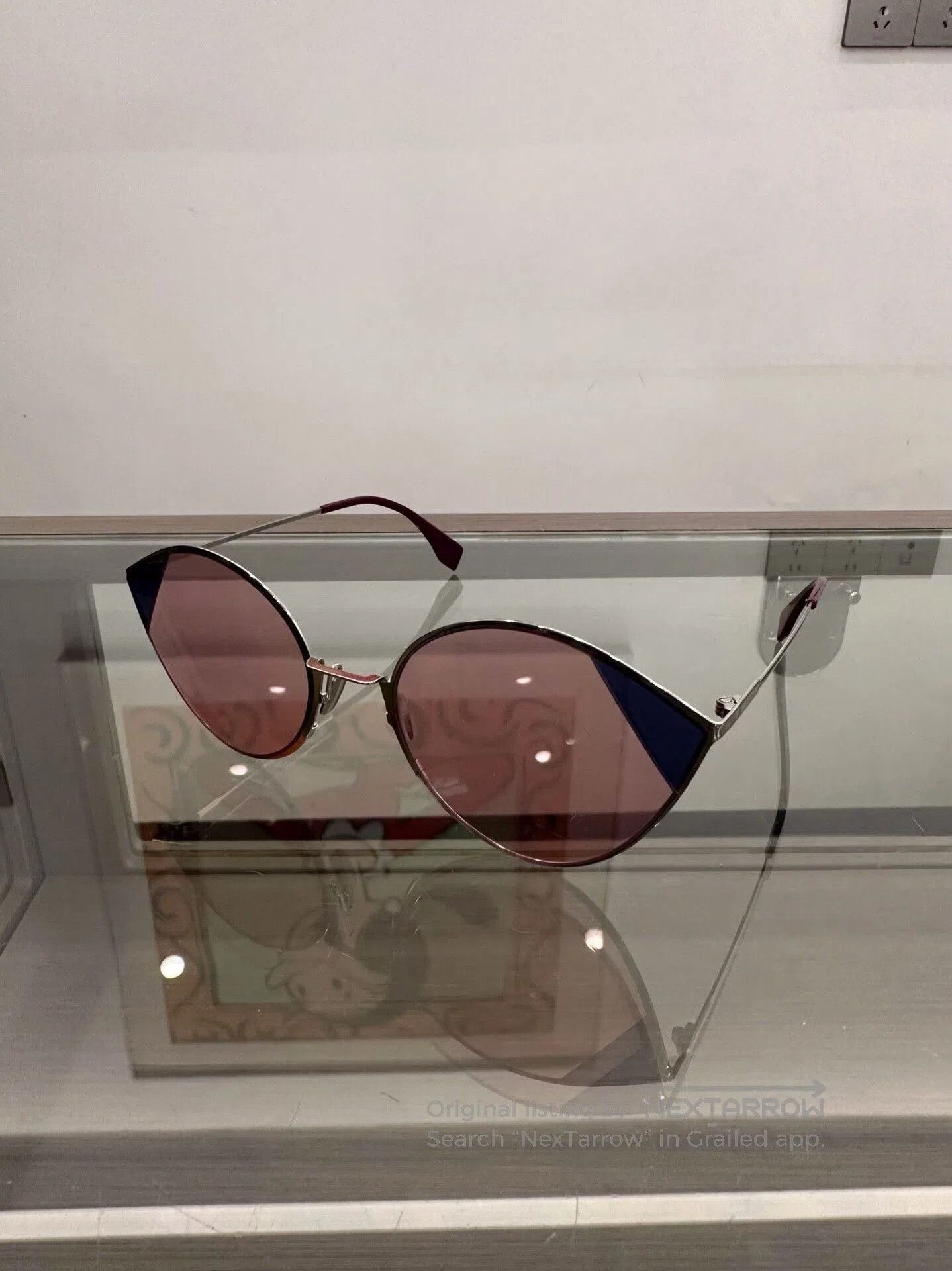 Fendi Fendi Pink Cat-Eye Sunglasses. Size ONE SIZE - 1 Thumbnail
