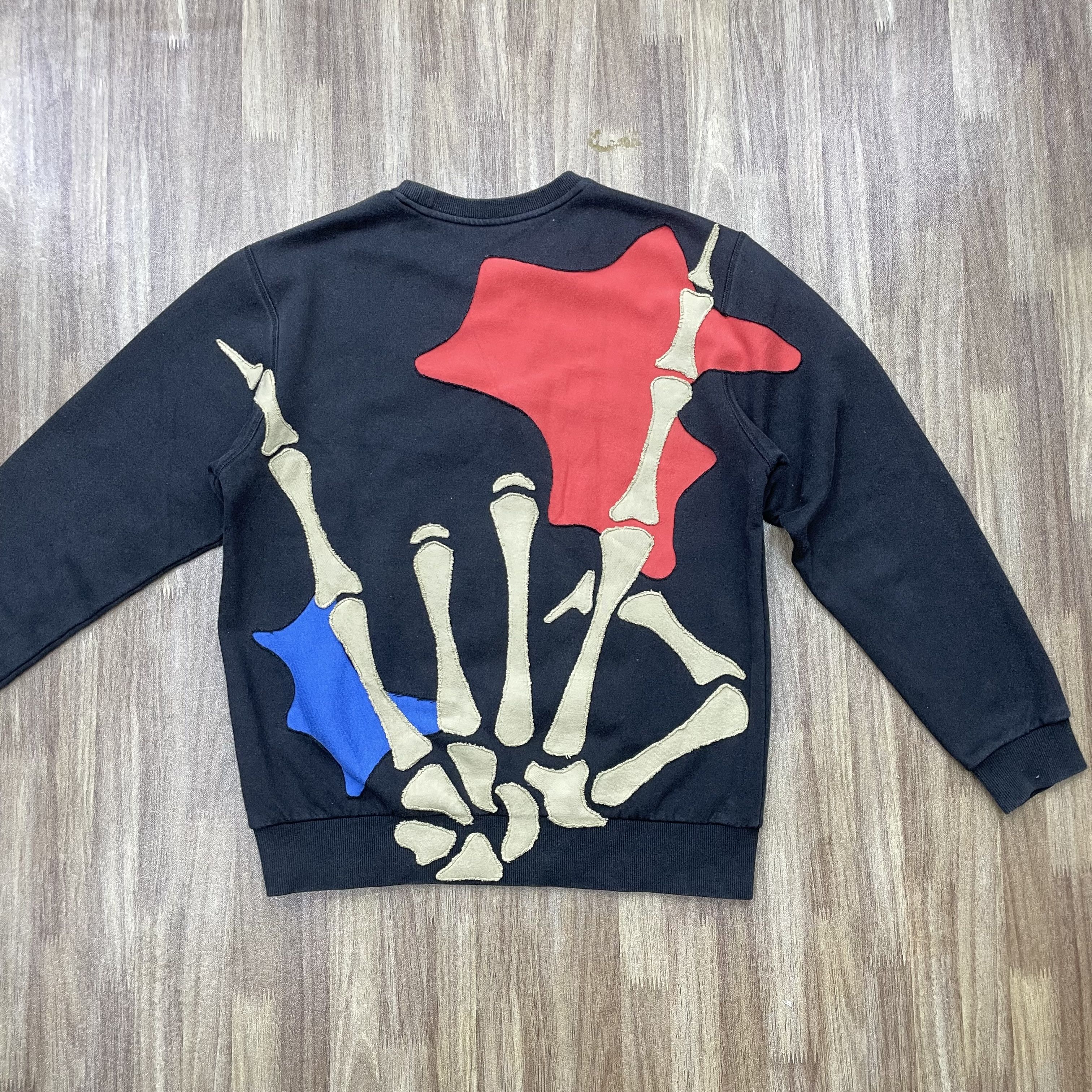 Vintage Vintage Adidas Custom Patchwork Skeleton Graphic Sweatshirt Size US S / EU 44-46 / 1 - 5 Thumbnail