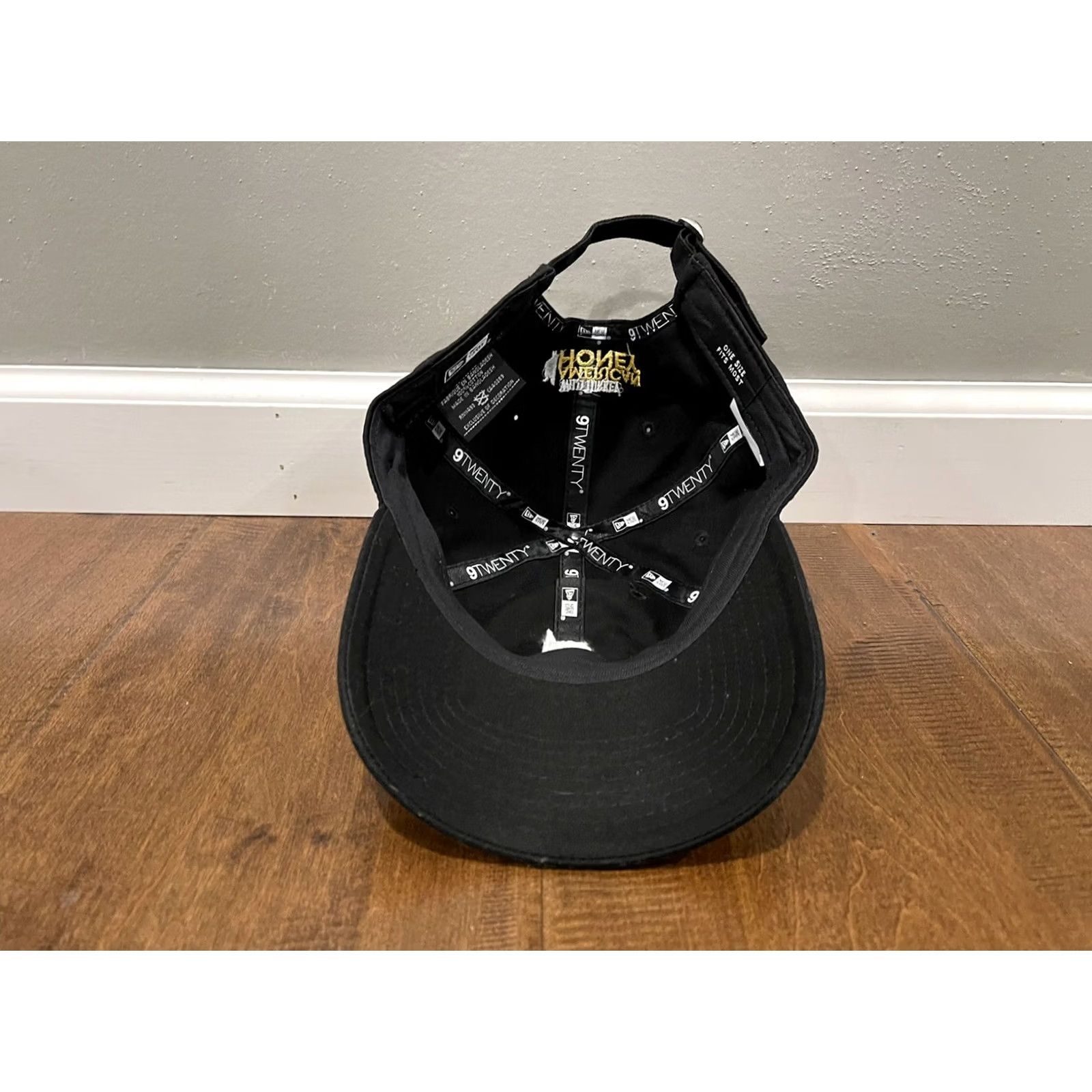 New Era VINTAGE Wild Turkey American Honey Whiskey New Era 9Twenty Black Adjustable Hat Cap Mens Size ONE SIZE - 4 Thumbnail