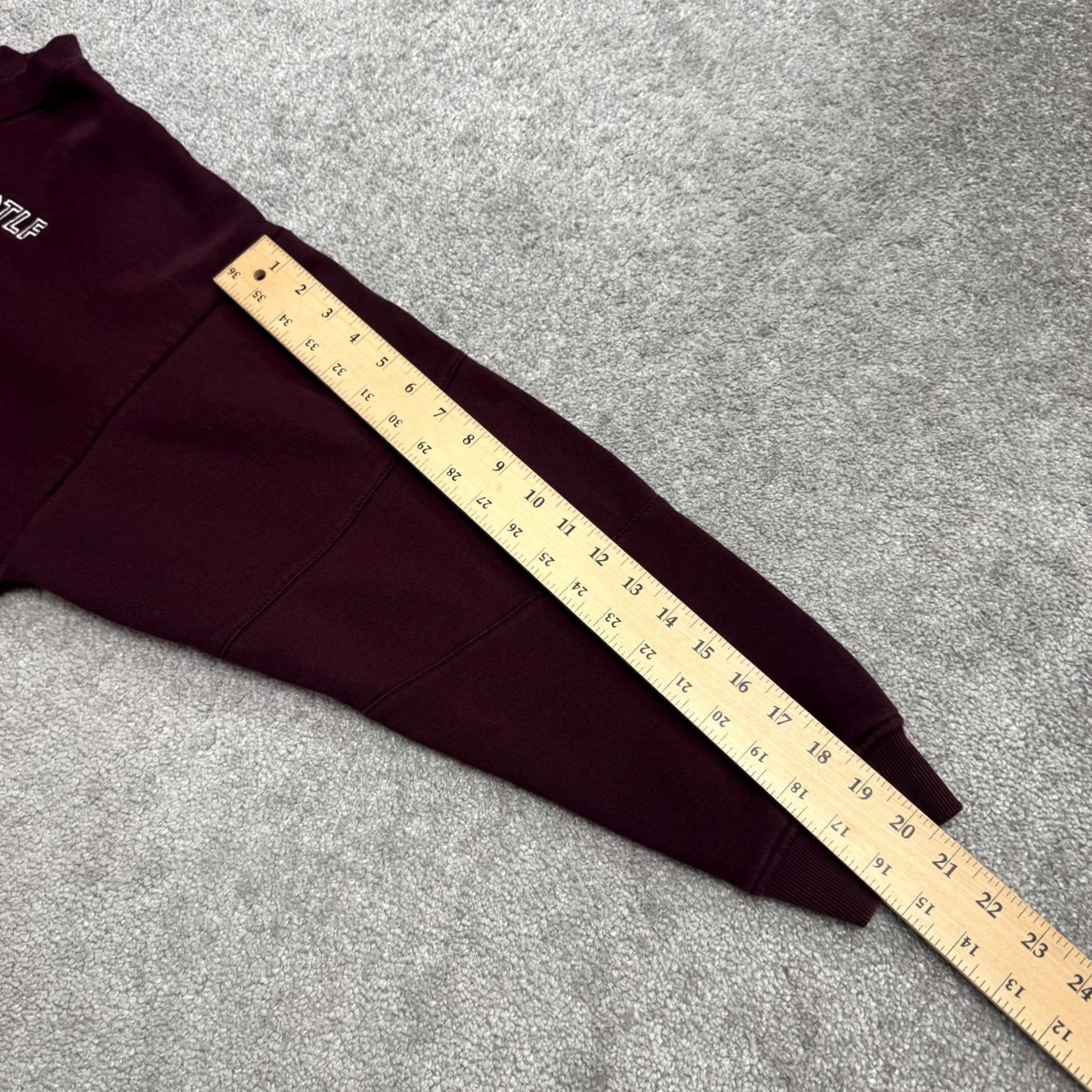 Vintage TLF Sweatshirt Womens Medium Maroon Crew Neck Pullover Fleece Oversized Zipless Shirt Top Size M / US 6-8 / IT 42-44 - 7 Thumbnail