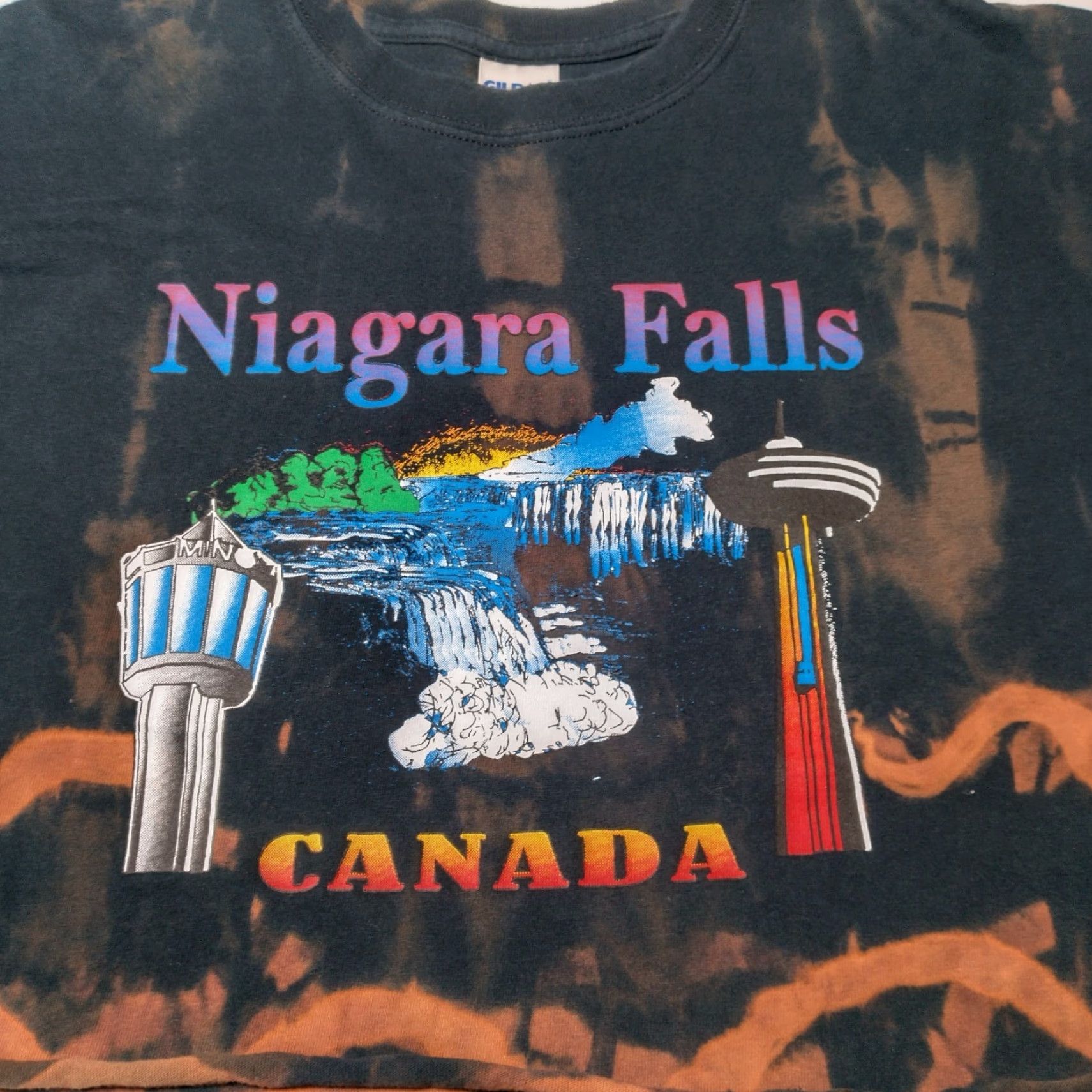 Gildan VINTAGE Gildan Unisex Cotton T-Shirt Cropped Rainbow Waterfall Niagra Falls Canada Graphic Black L Fall Summer Women Men Size US L / EU 52-54 / 3 - 4 Thumbnail