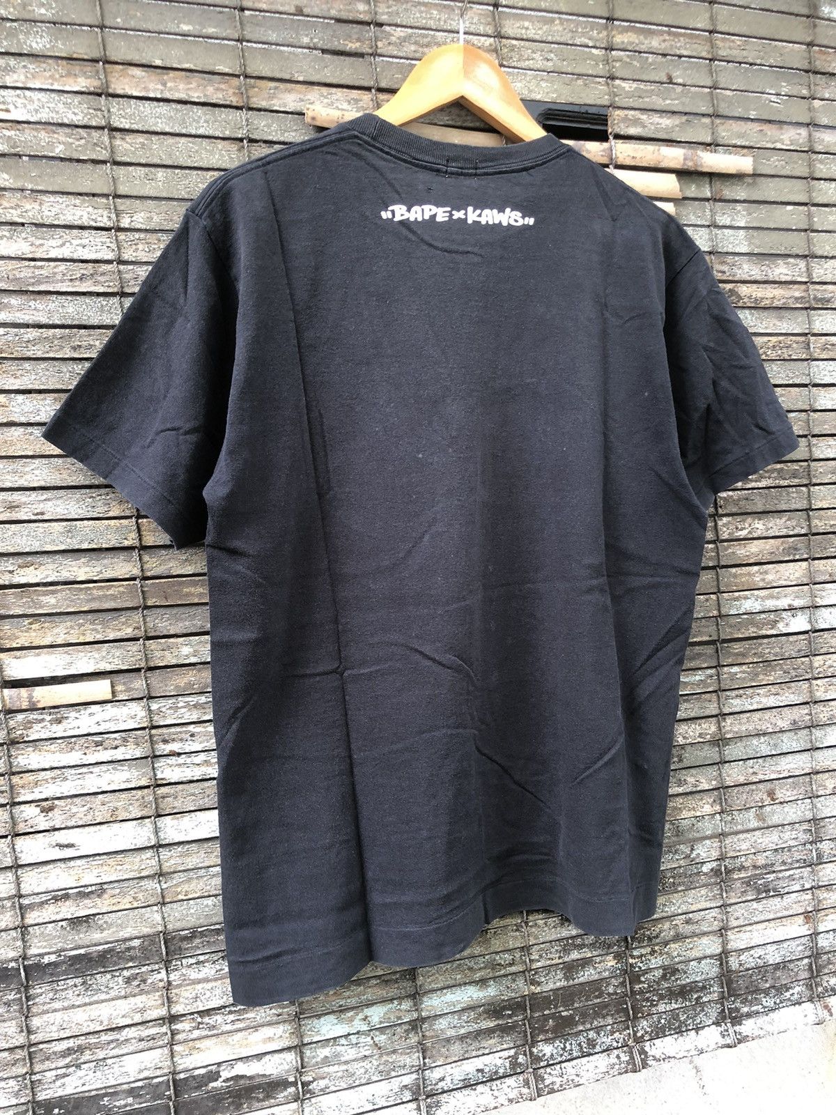 Bape × Kaws 🔥Vintage🔥Bape X Kaws Baby Milo Tshirt Size US M / EU 48-50 / 2 - 13 Thumbnail