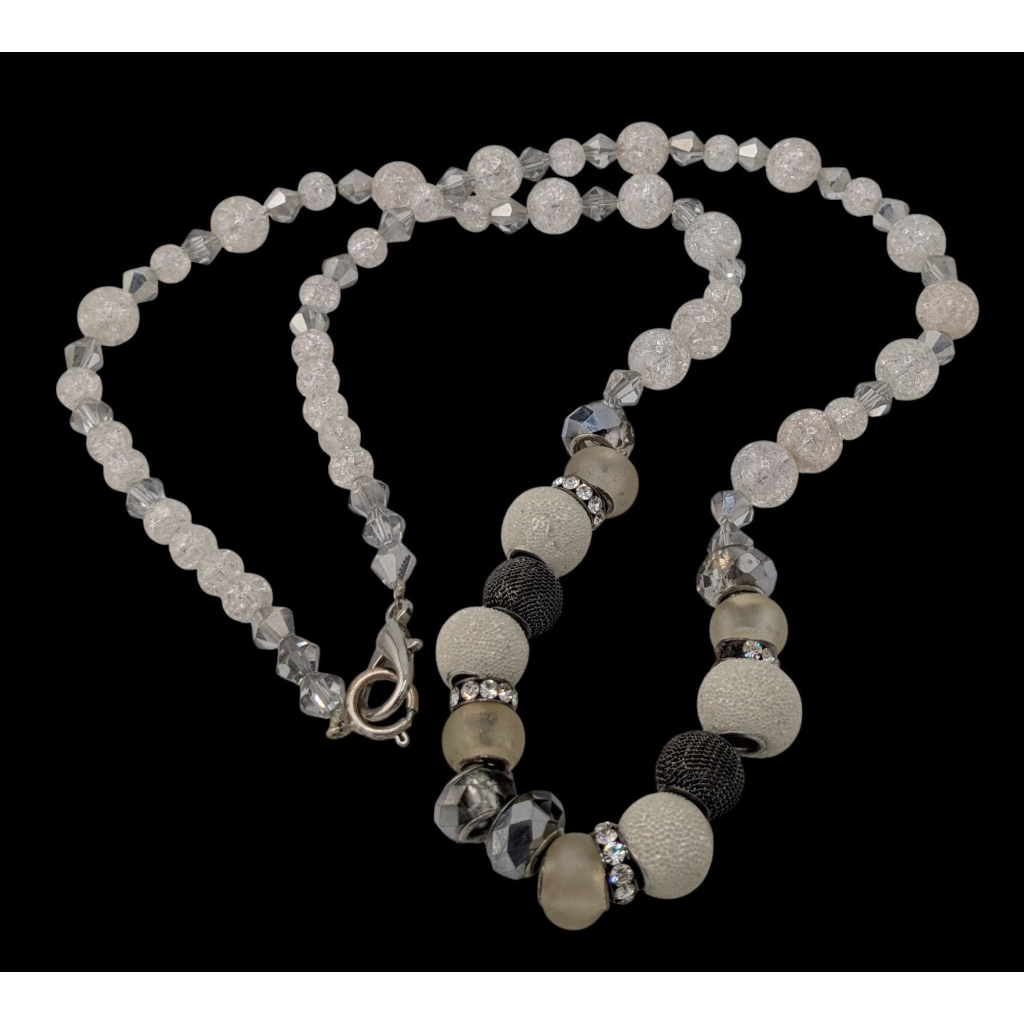 Other Handmade Glam White And Silver Tone Glass And Acrylic Neckla Size ONE SIZE - 2 Thumbnail