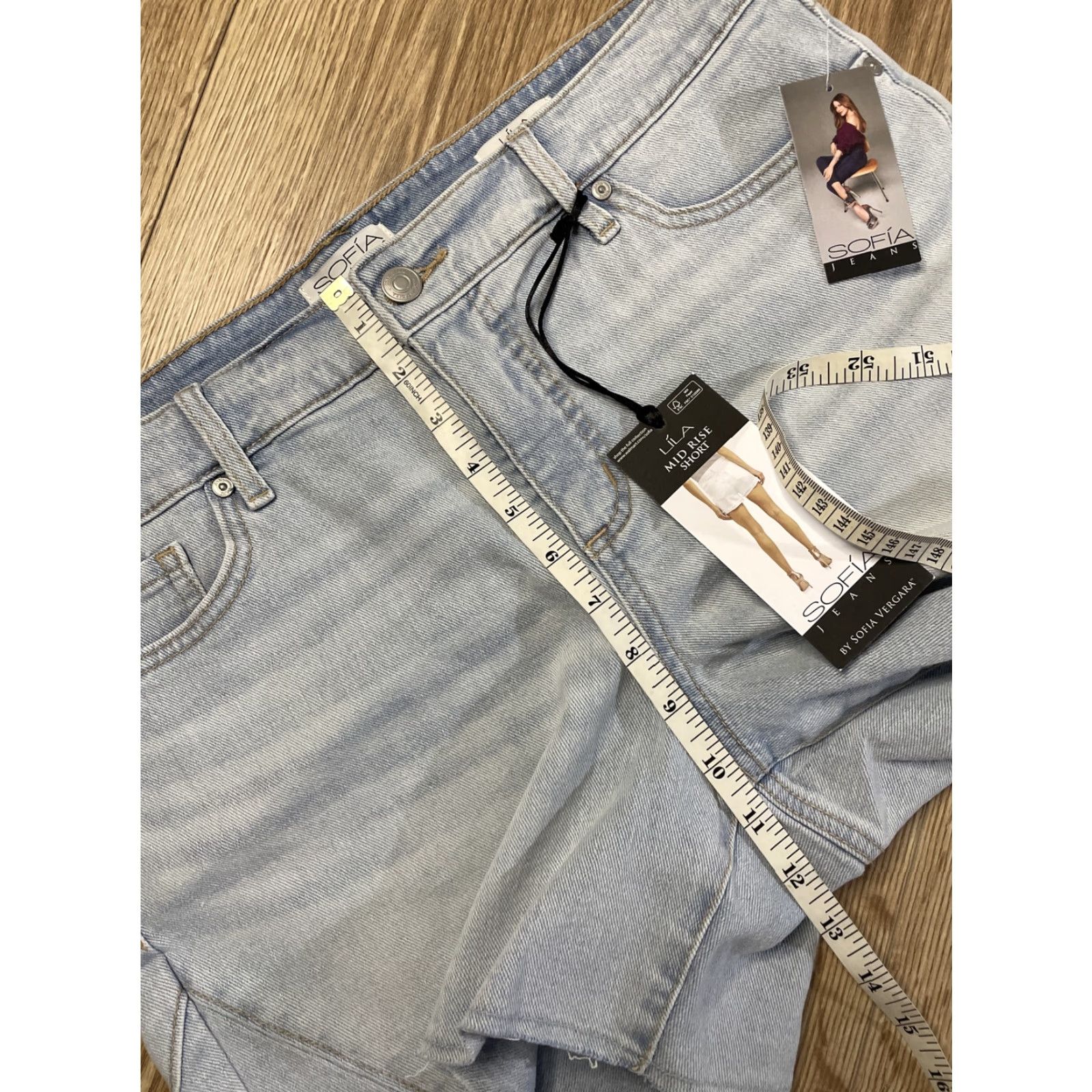 Vintage VINTAGE Sofia by Sofia Vergara Women’s Denim Cut-Off Shorts Sz 12 Mid Rise Blue Cotton Blend NWT Size 34" / US 12 / IT 48 - 4 Thumbnail