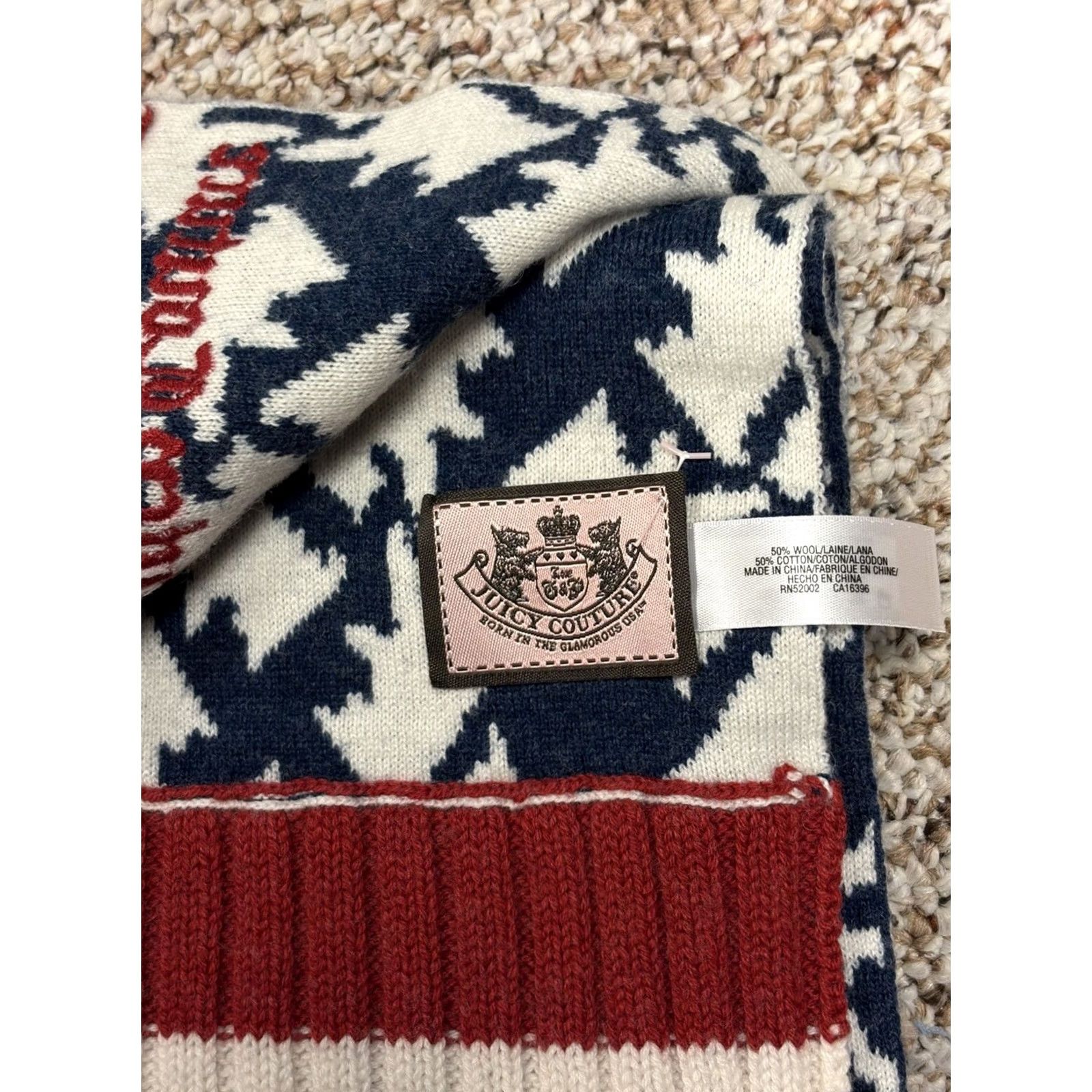Juicy Couture VINTAGE Juicy Couture Hat Scarf Gift Set Womens Navy Blue Square/Rectangle Knit Polyester Neck Warmer Logo Open Box Size ONE SIZE - 5 Thumbnail