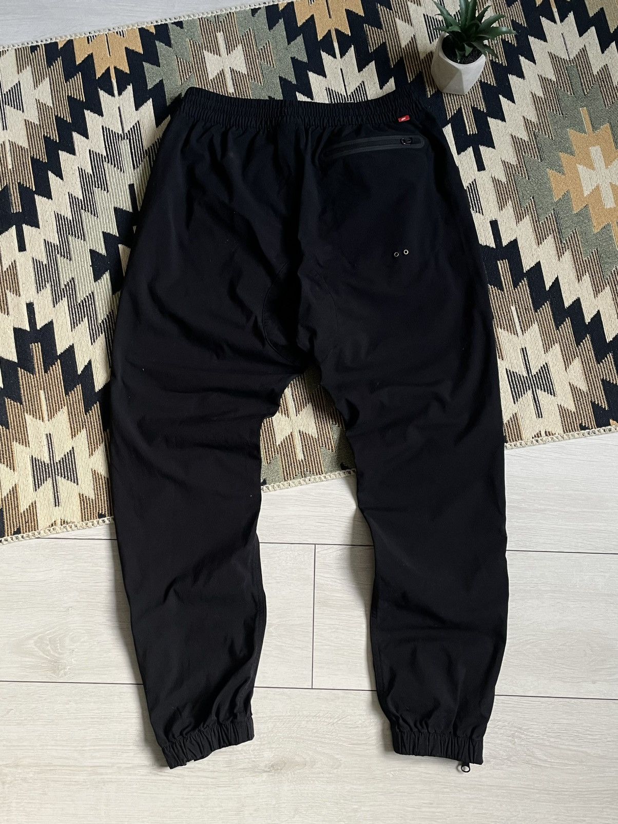 Nike × Vintage Vintage Nike Nylon Drill Black Jogger Pants Size US 34 / EU 50 - 2 Thumbnail