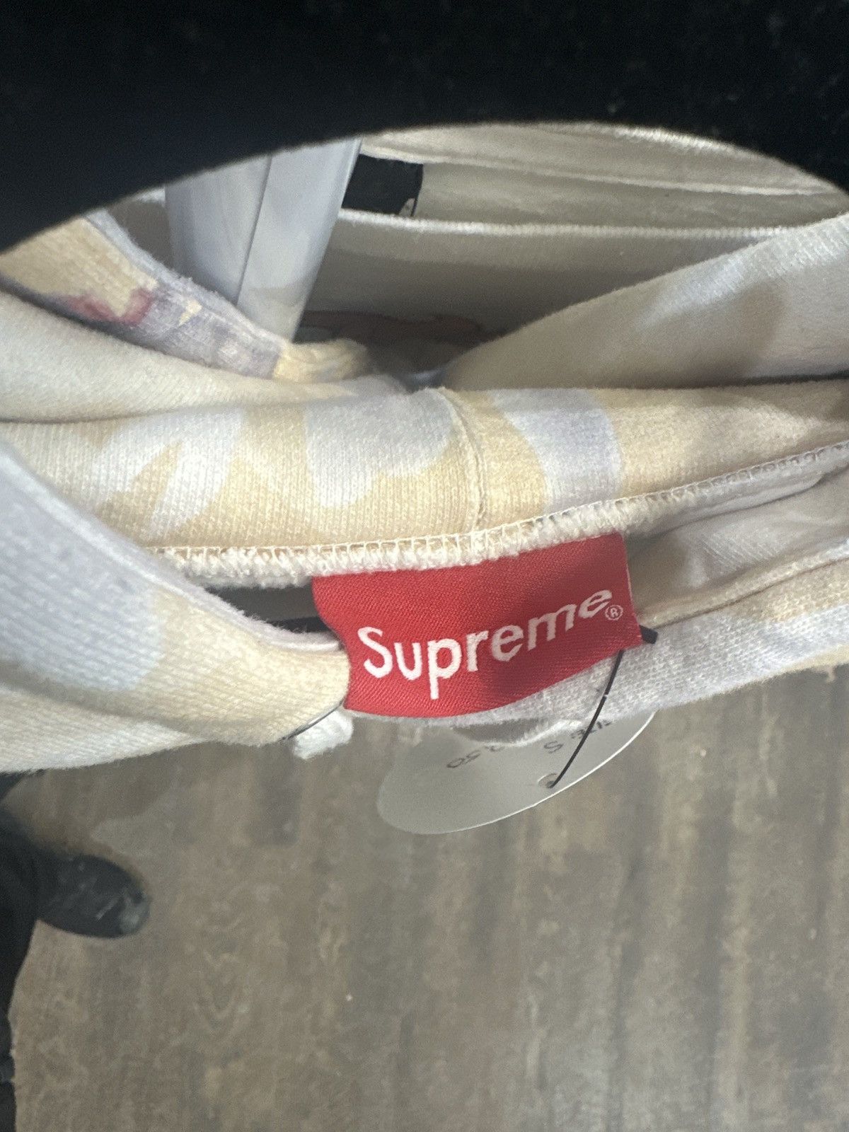 Supreme Supreme Doves Hooded Sweatshirt Size US S / EU 44-46 / 1 - 8 Thumbnail