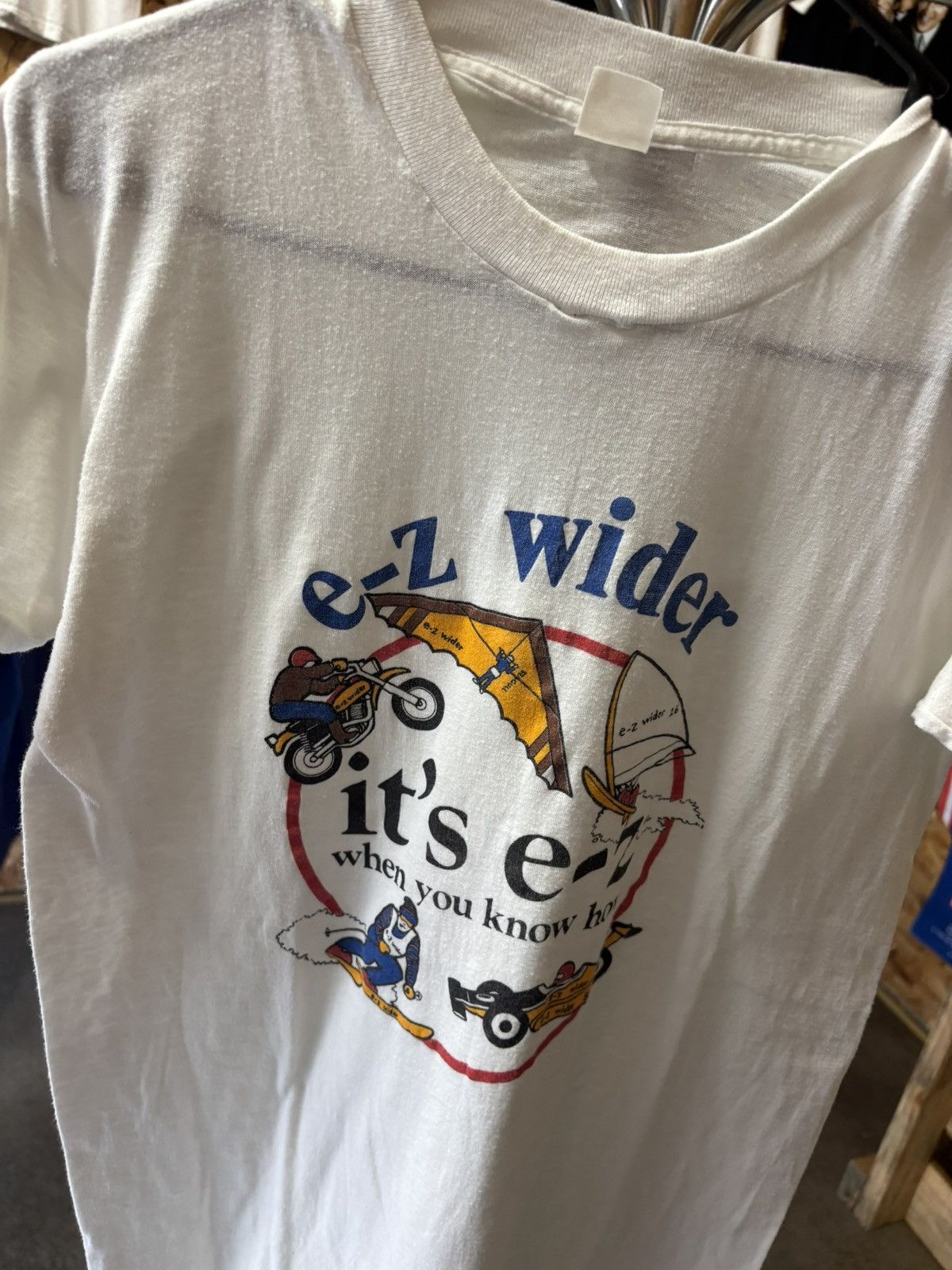 Vintage 1980’s Ez Wider T-Shirt Size US L / EU 52-54 / 3 - 3 Thumbnail