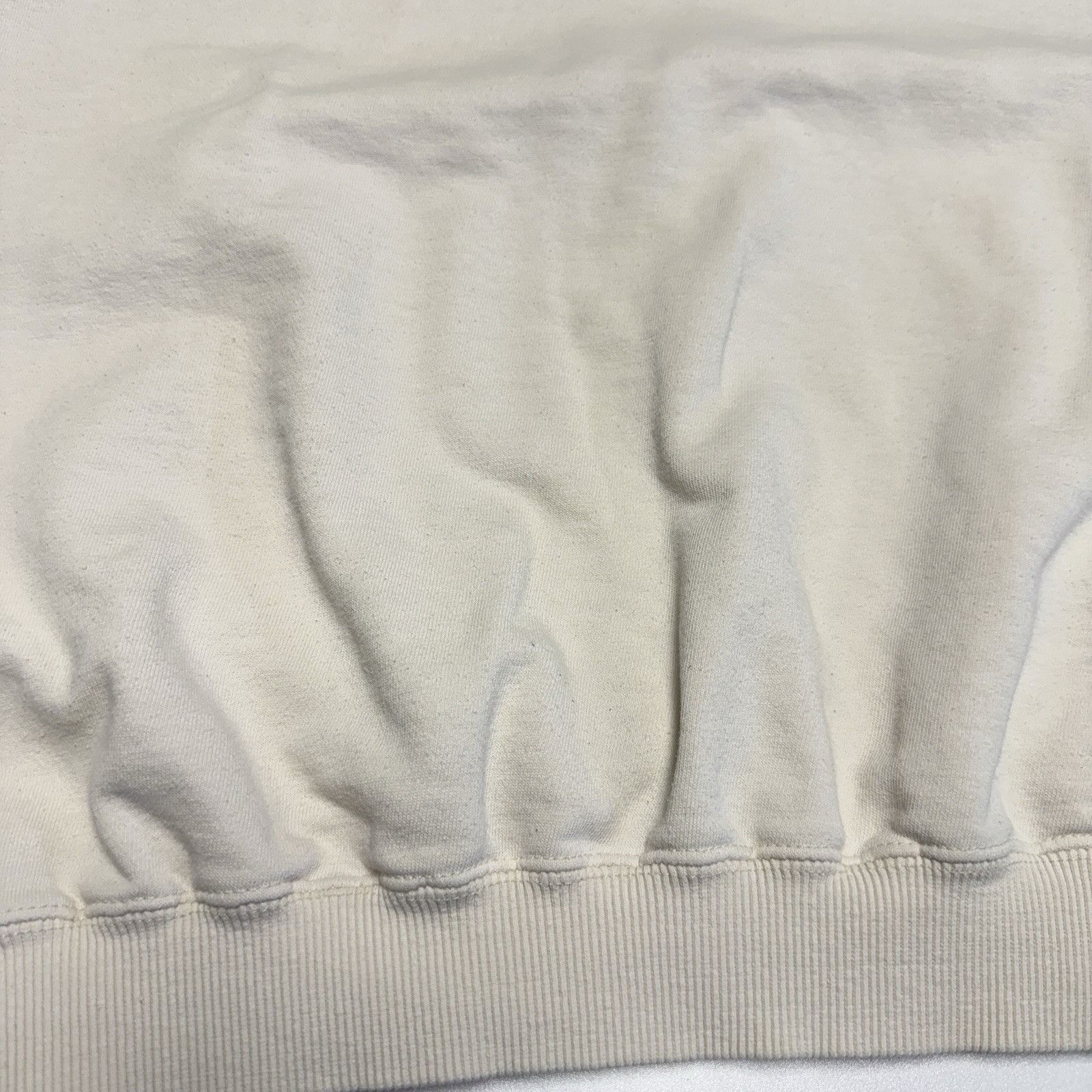 Vintage Vintage 90s Army Boy Sweatshirt Mens Large 22.5x21 White Col Size US L / EU 52-54 / 3 - 8 Thumbnail