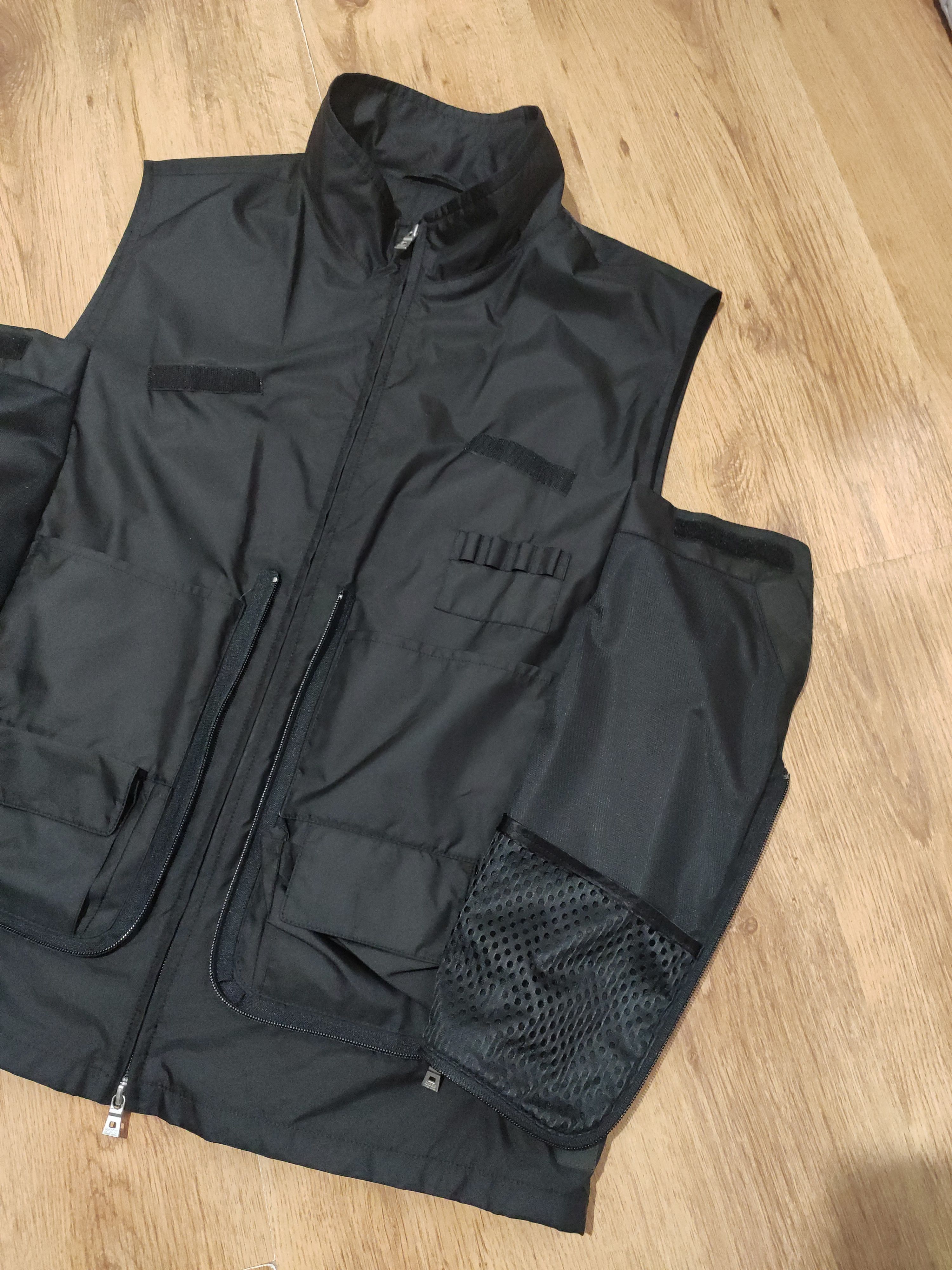 Hugo Boss × Vintage Hugo Boss Golf Technical Stealth Pocket Vest size 56 L/XL Size US XL / EU 56 / 4 - 4 Thumbnail