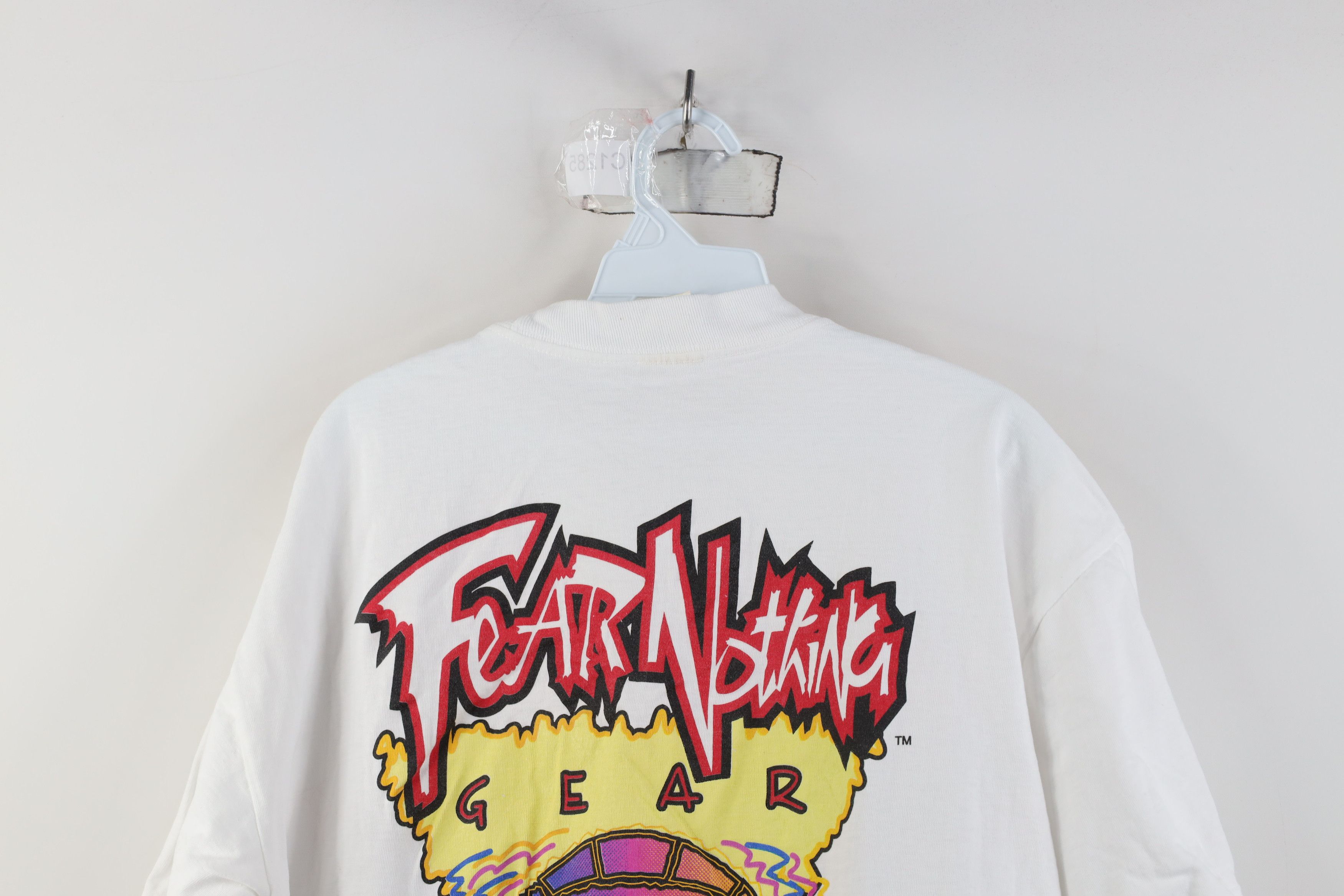 Vintage Vintage 90s Fear Nothing Volleyball T-Shirt White Cotton Size US XL / EU 56 / 4 - 12 Thumbnail