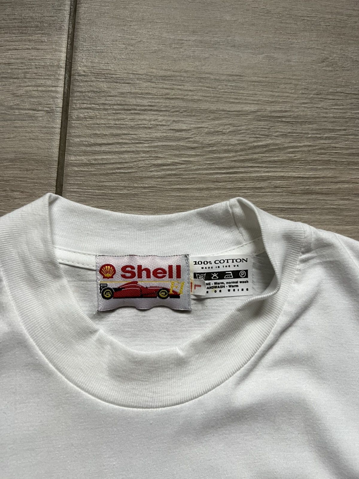 Ferrari Y2K Ferrari Shell Formula 1 Racing White t-shirt Tee Size US L / EU 52-54 / 3 - 8 Thumbnail