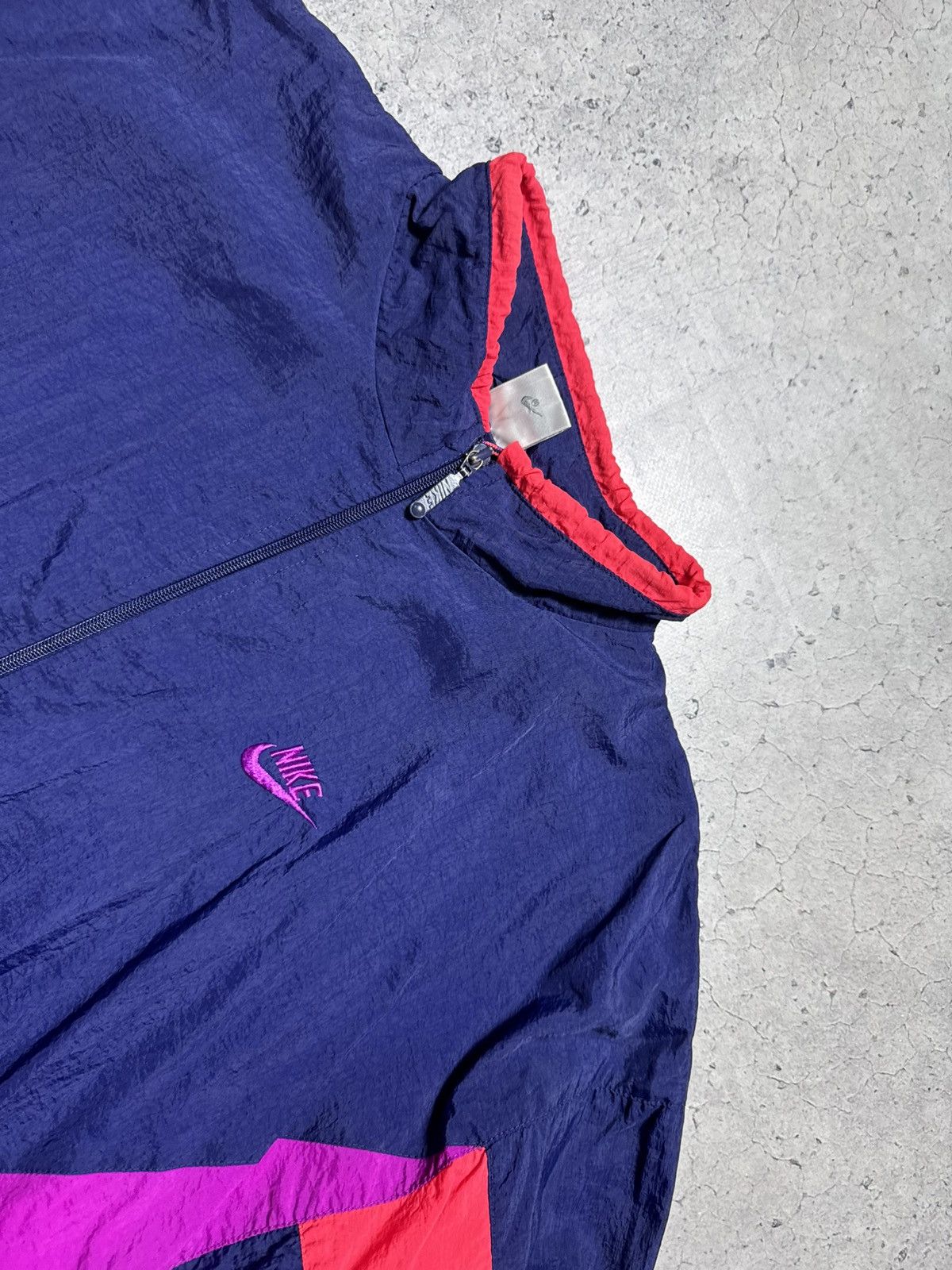 Nike Nike Vintage 80’s Nylon Light Jacket Swoosh Size XL Size US XL / EU 56 / 4 - 4 Thumbnail