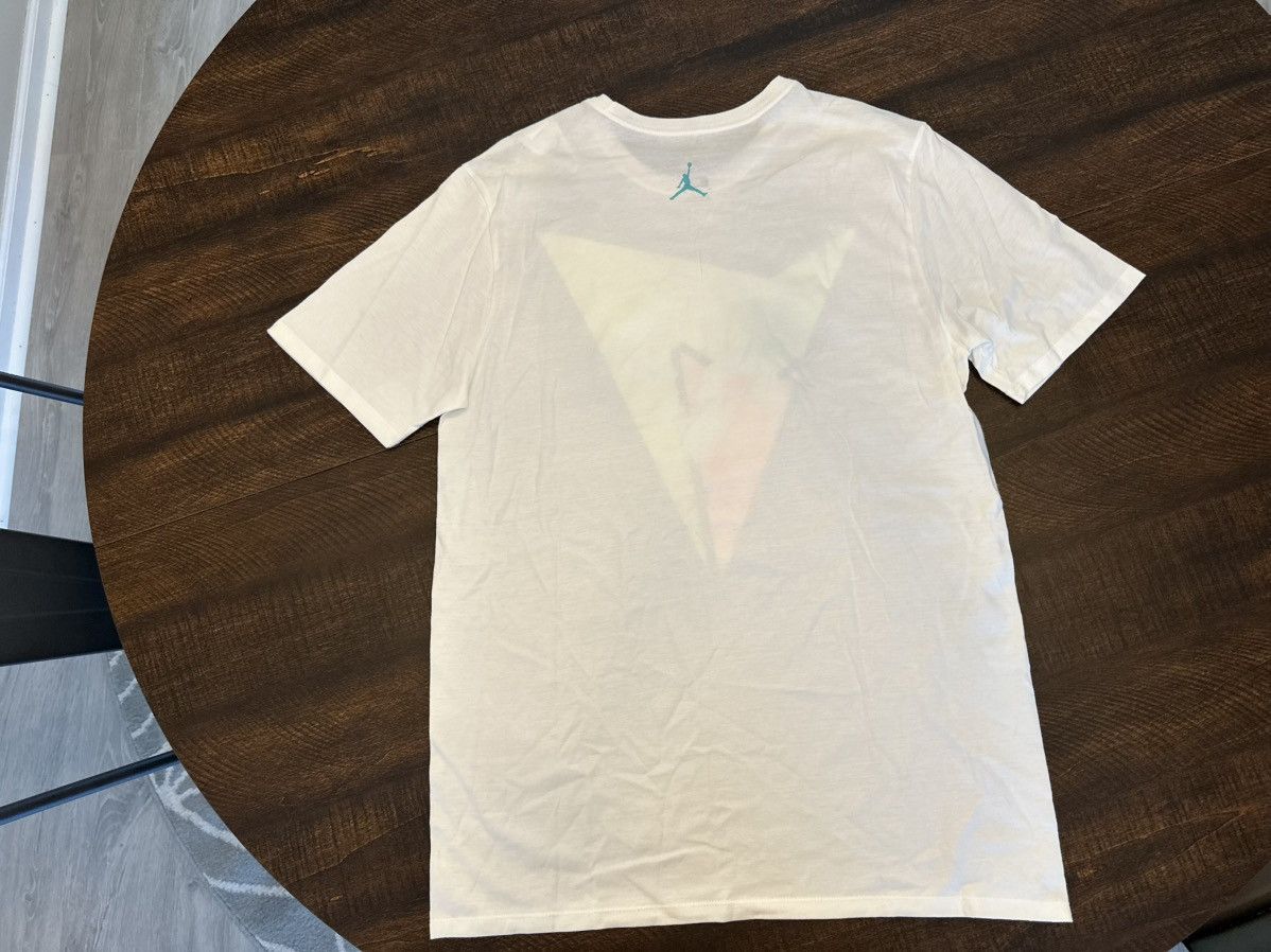 Nike Nike Men's AJ VII of Diamonds Tee White/Retro-Size Medium Size US M / EU 48-50 / 2 - 11 Thumbnail