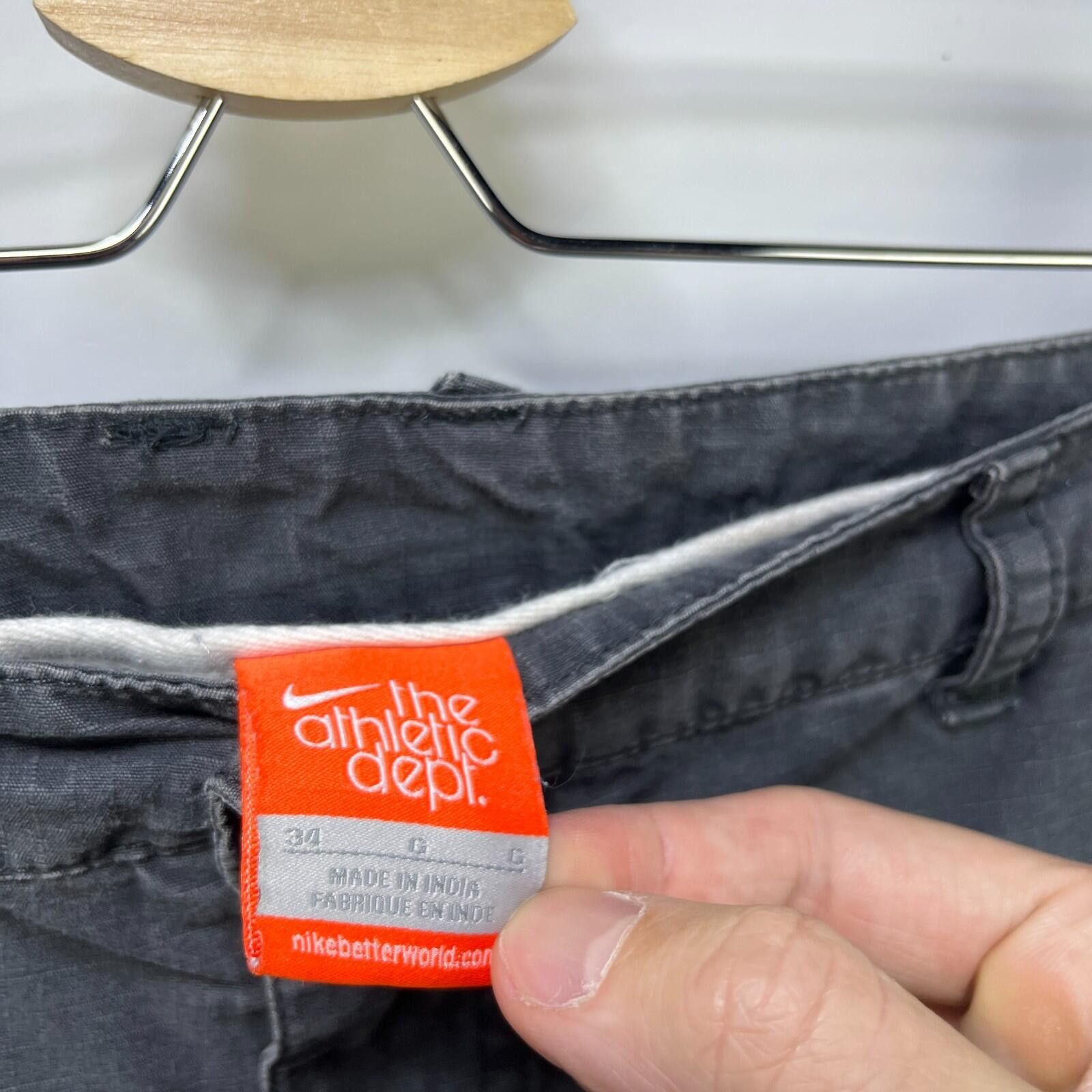 Nike Vintage Nike Y2K Shorts Swoosh 34 Size US 34 / EU 50 - 8 Thumbnail