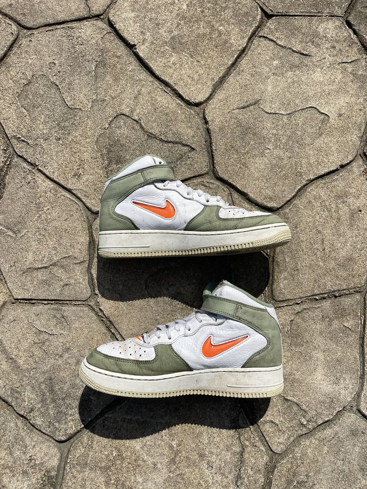 Nike Nike Air Force 1 Mid “Oil Green Orange” Hi-Top Sneakers Size US 9 / EU 42 - 3 Thumbnail
