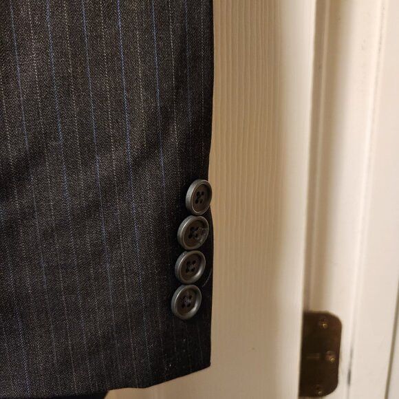 Chaps Ralph Lauren Chaps men's 100%wool 2pc suit size: 44R pants: 38/28 Size 44R - 3 Thumbnail