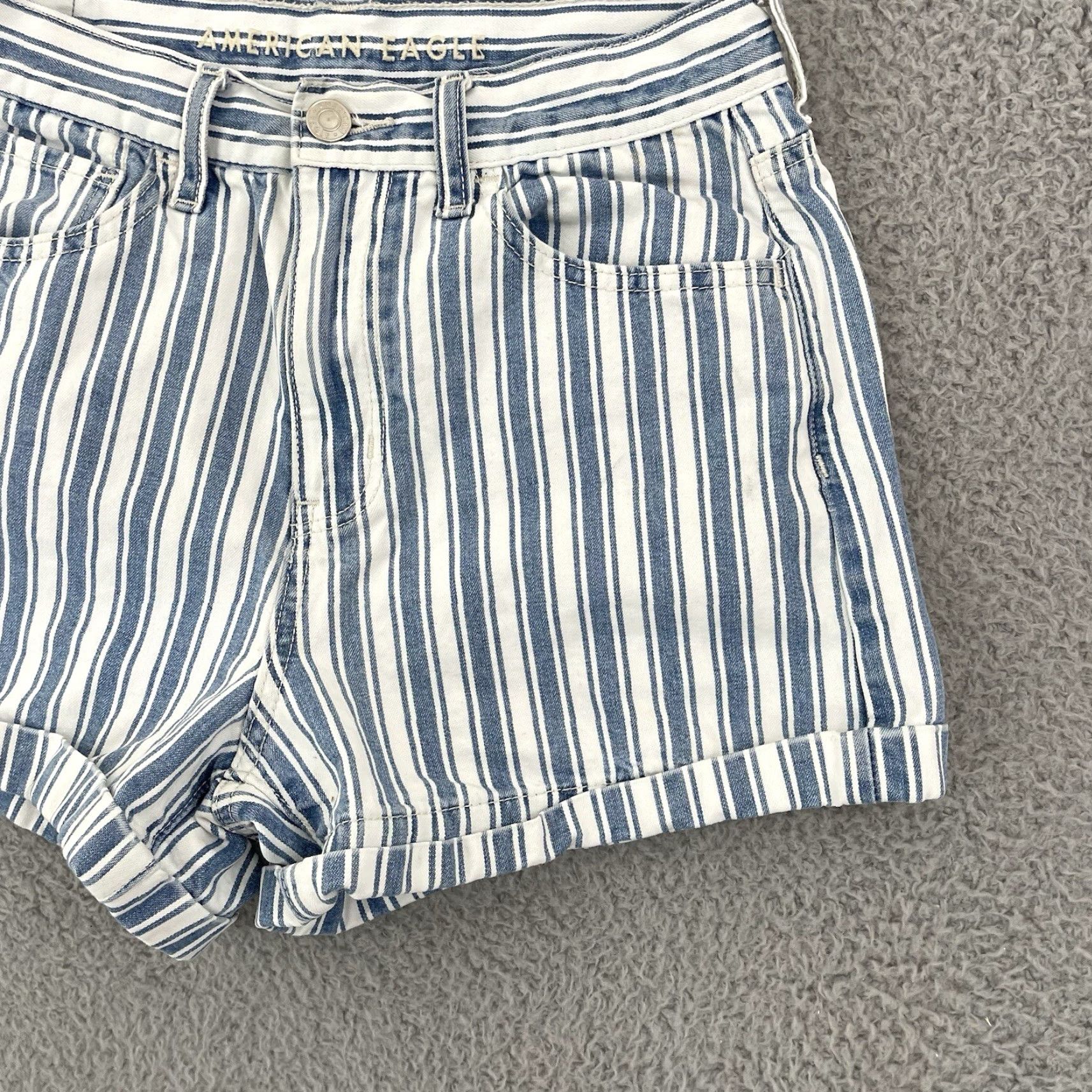 American Eagle Outfitters VINTAGE American Eagle Outfitters Shorts Women’s 2 Blue Mom Denim Stripe Boho Casual Beach Cotton Size 26" / US 2 / IT 38 - 2 Thumbnail