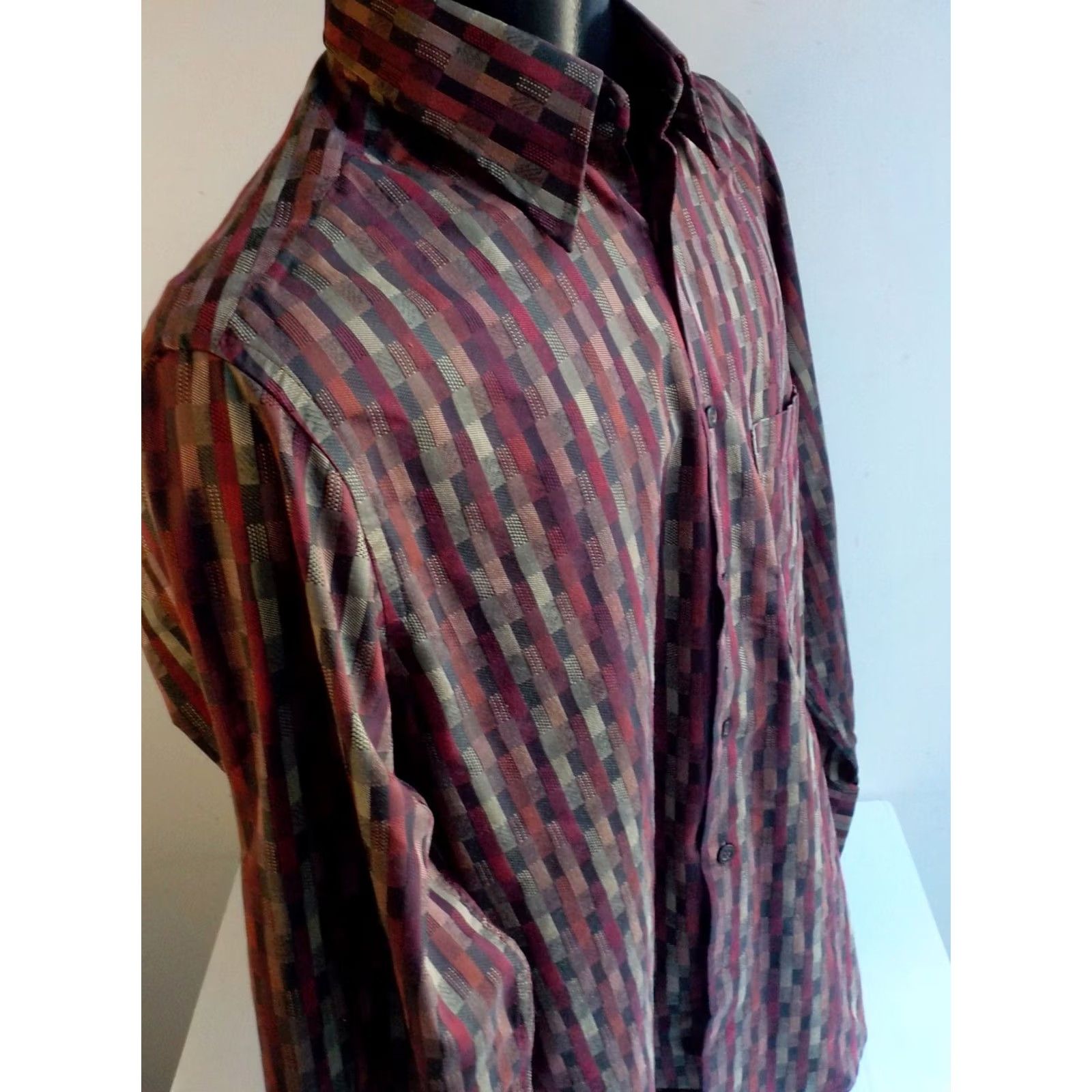 Vintage MAUS & HOFFMAN Button Down Shirt LS Print Cotton Blend SZ M Maroon Beige Black Mens Size US M / EU 48-50 / 2 - 3 Thumbnail