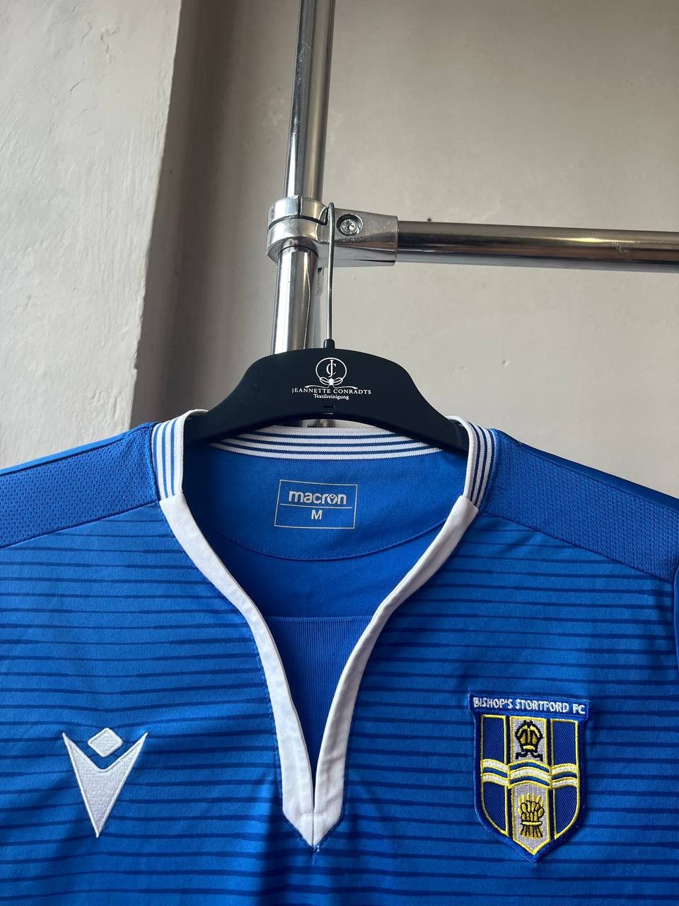 Macron 2019/20 BISHOP’S STORTFORD FC #18 HOME SOCCER JERSEY SHIRT M Size US M / EU 48-50 / 2 - 4 Thumbnail