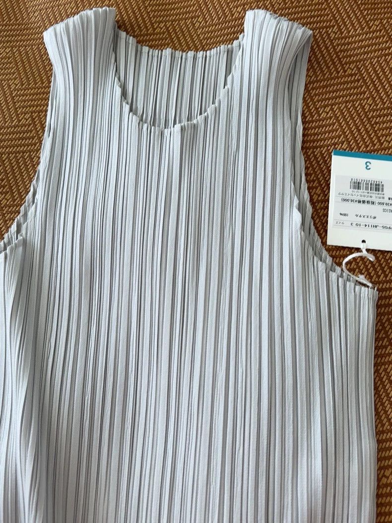 Issey Miyake Issey Miyake size:3 Light grey dress Size XS / US 0-2 / IT 36-38 - 2 Thumbnail