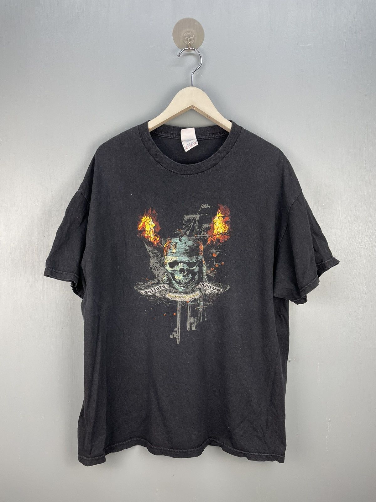 Vintage Vintage Y2K Pirates of the Caribbean movie promo t shirt Size US XL / EU 56 / 4 - 1 Thumbnail