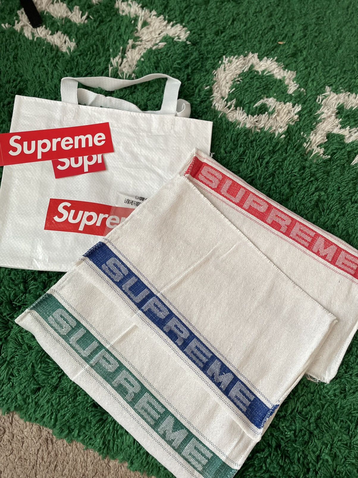 Pre-owned Supreme 3 Pack Shop Towel Bag Tote In White