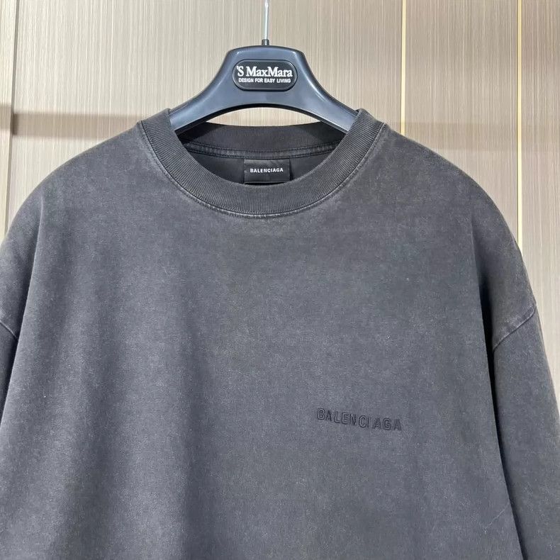 Other Balenciaga Washed front and back embroidered monogram shor Size US XS / EU 42 / 0 - 3 Thumbnail