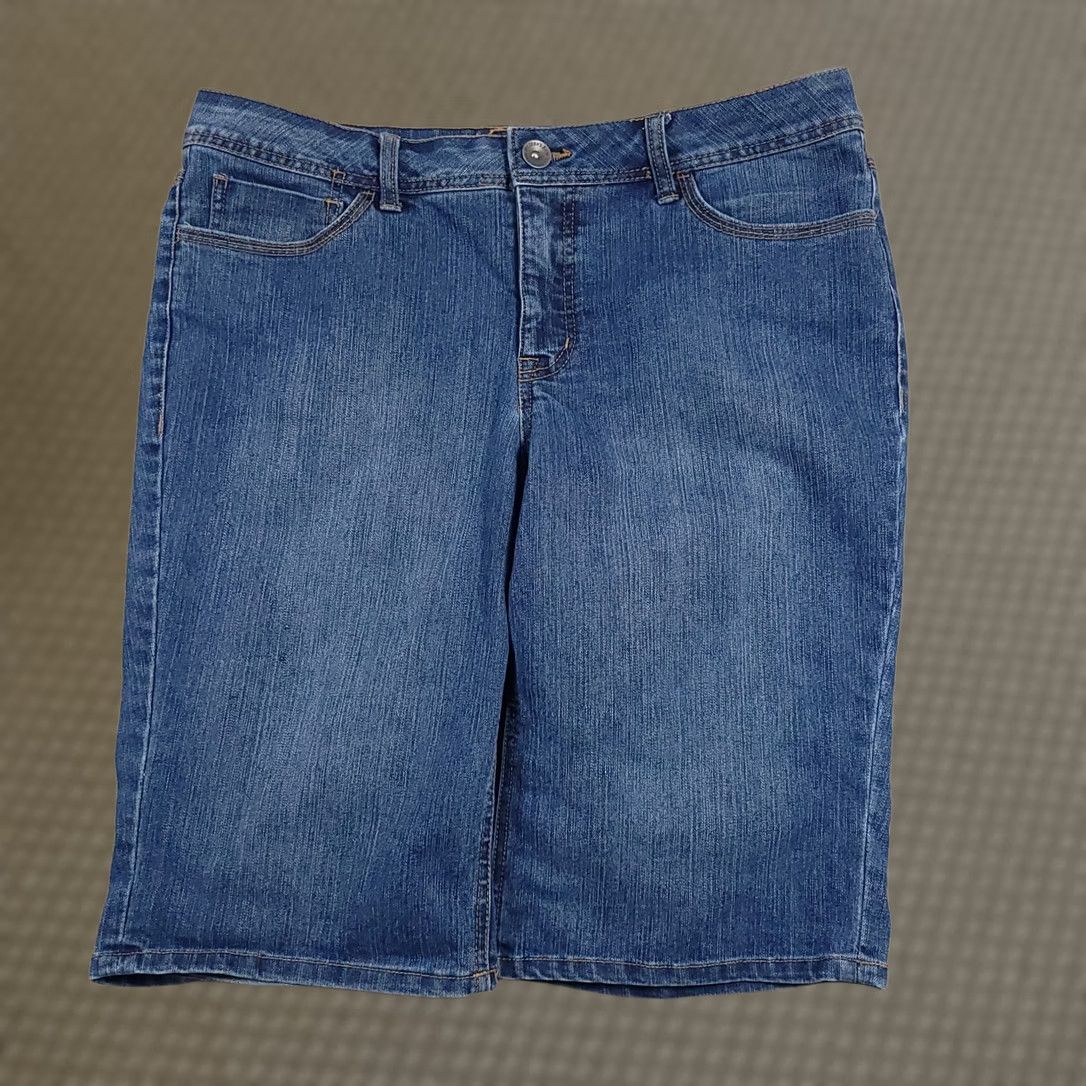 Vintage St John's Bay Women's 14 Capri Pants Denim Stretch Blue Jeans Back Flap Pockets 90s Size 36" / US 14 / IT 50 - 1 Thumbnail