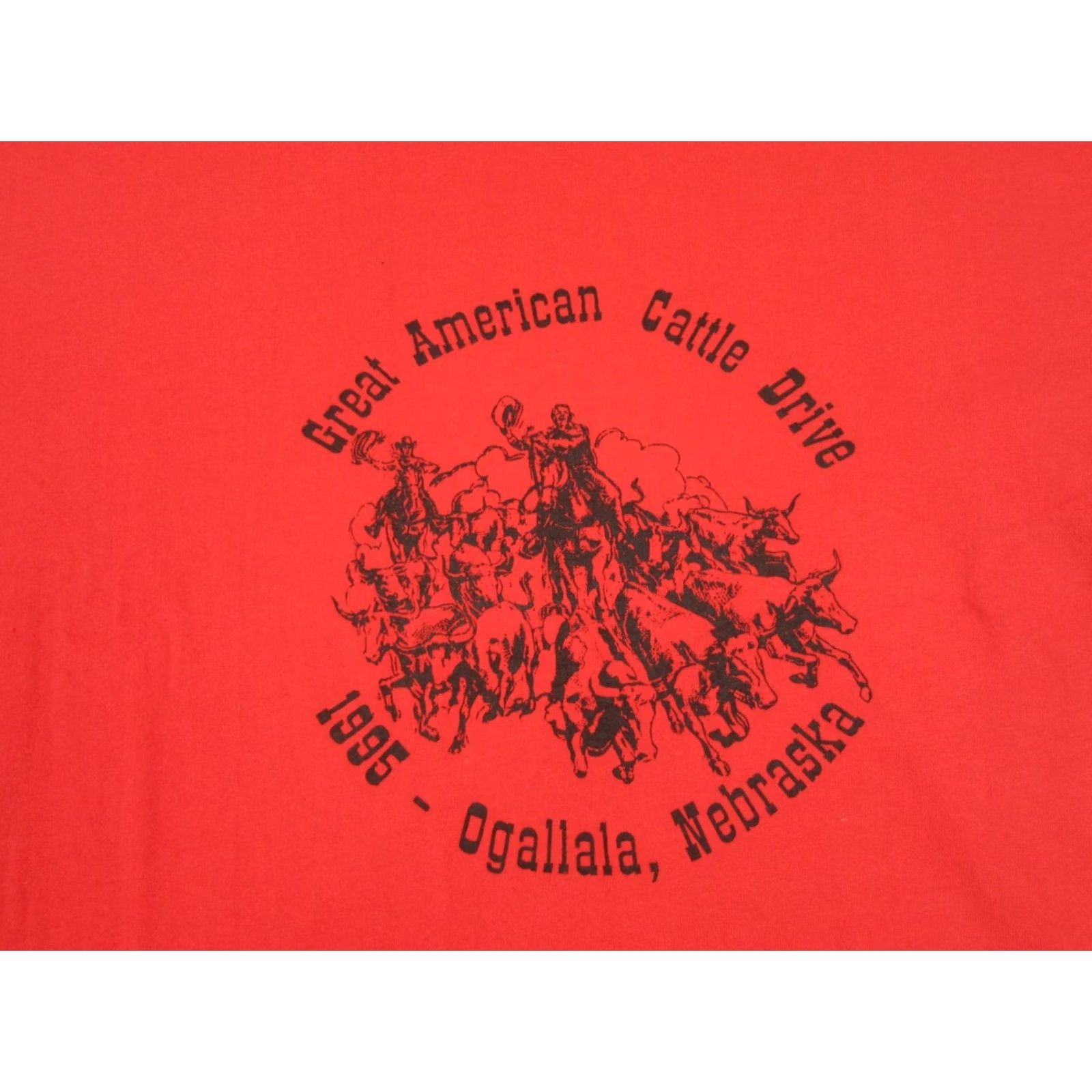 Vintage VINTAGE Oneita Great American Cattle Drive Shirt XL Red USA Shirt Mens XL Red Logo Cotton Polyester T-Shirt USA Vintage Size US XL / EU 56 / 4 - 2 Thumbnail