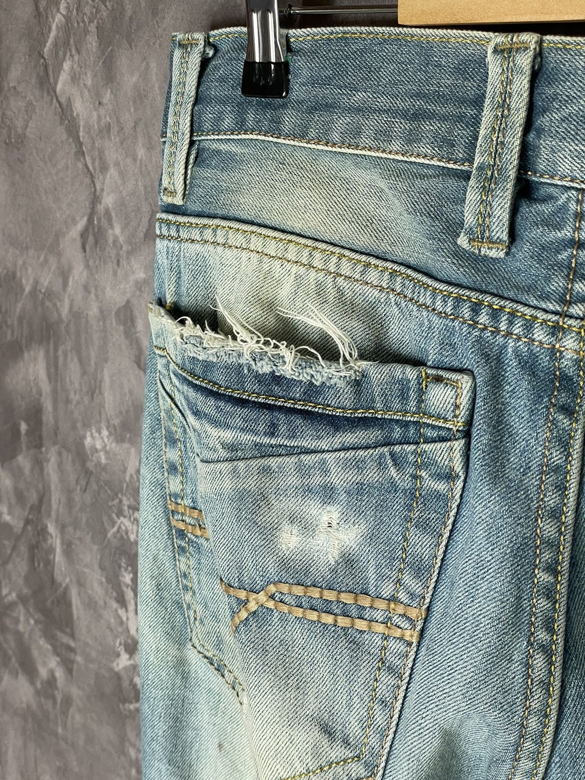 Diesel × Vintage Diesel Y2K Distressed Vintage 90s Baggy Jeans Size US 32 / EU 48 - 19 Thumbnail