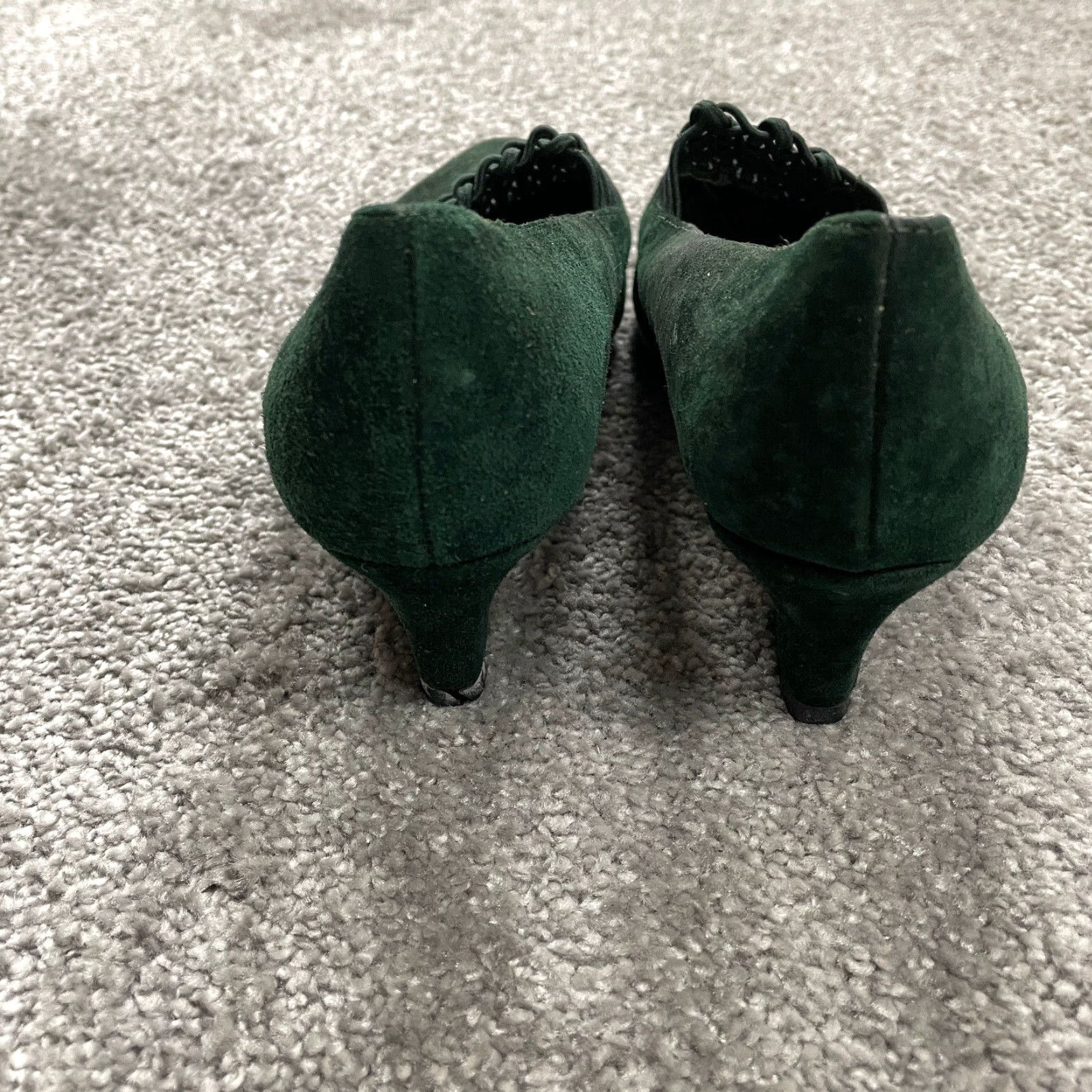 Vintage VINTAGE Mootsies Tootsies Womens Slip On Loafer Shoes Size 6M Green Suede Leather 2" Block Heel Casual Dress Size US 6 / IT 36 - 6 Thumbnail