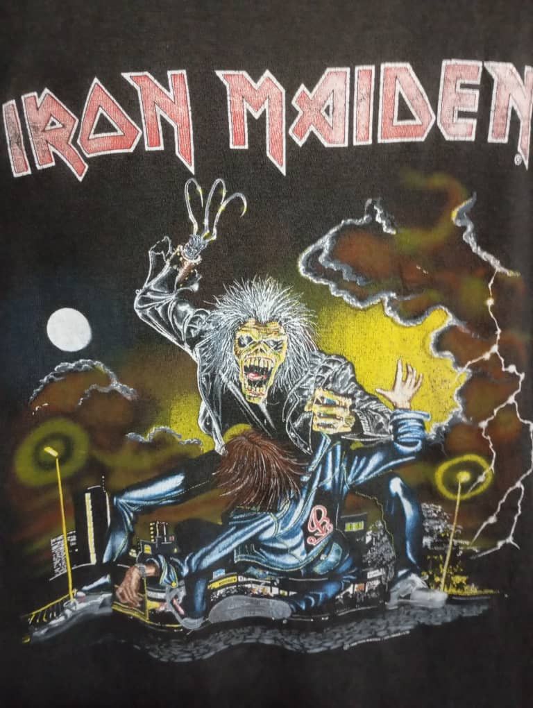 Band Tees × Iron Maiden Crazy Vintage 90s Distressed Iron Maiden tour tee Size US L / EU 52-54 / 3 - 4 Thumbnail
