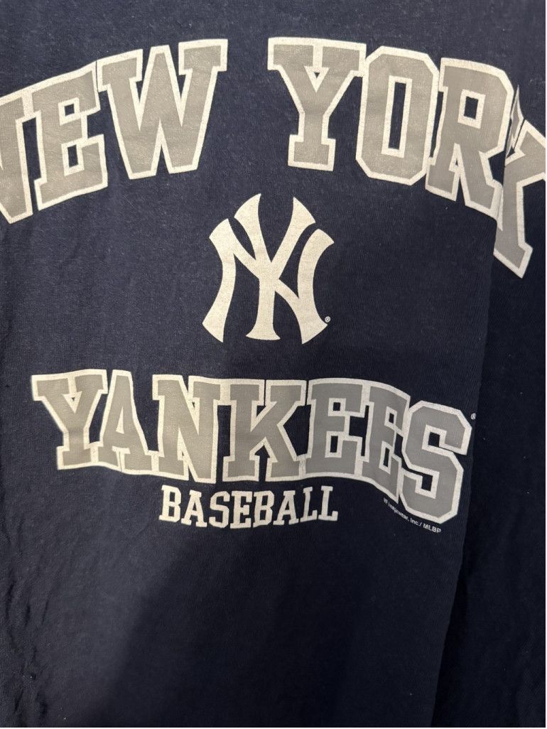 The Unbranded Brand New York Yankees Short Sleeve Tee Mens XXL Blue Size US XXL / EU 58 / 5 - 4 Thumbnail