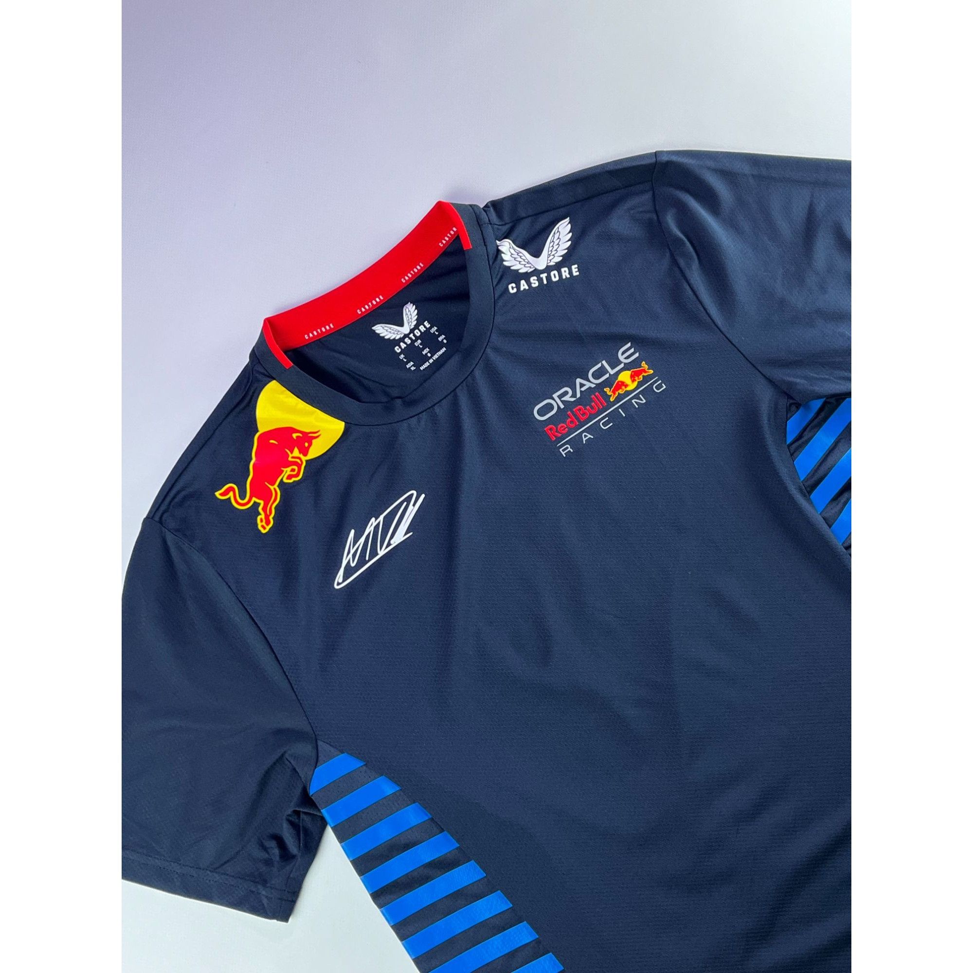 Red Bull × Vintage Red Bull Racing Oracle Verstappen Jersey Size US XL / EU 56 / 4 - 2 Thumbnail