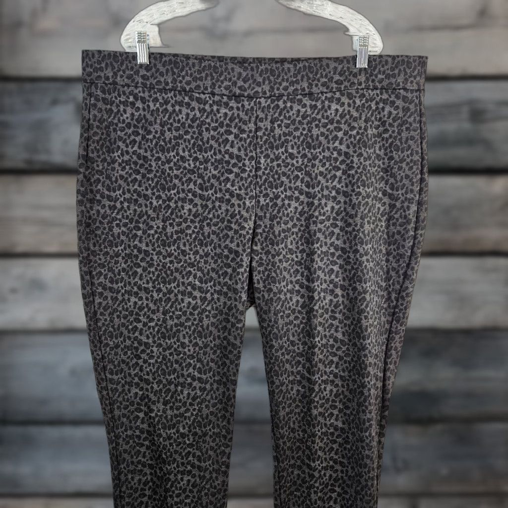 NYDJ NYDJ Womens Ponte Knit Skinny Pants 20W Black Gray Animal Print Pull On Size 42" / US 20 - 1 Thumbnail
