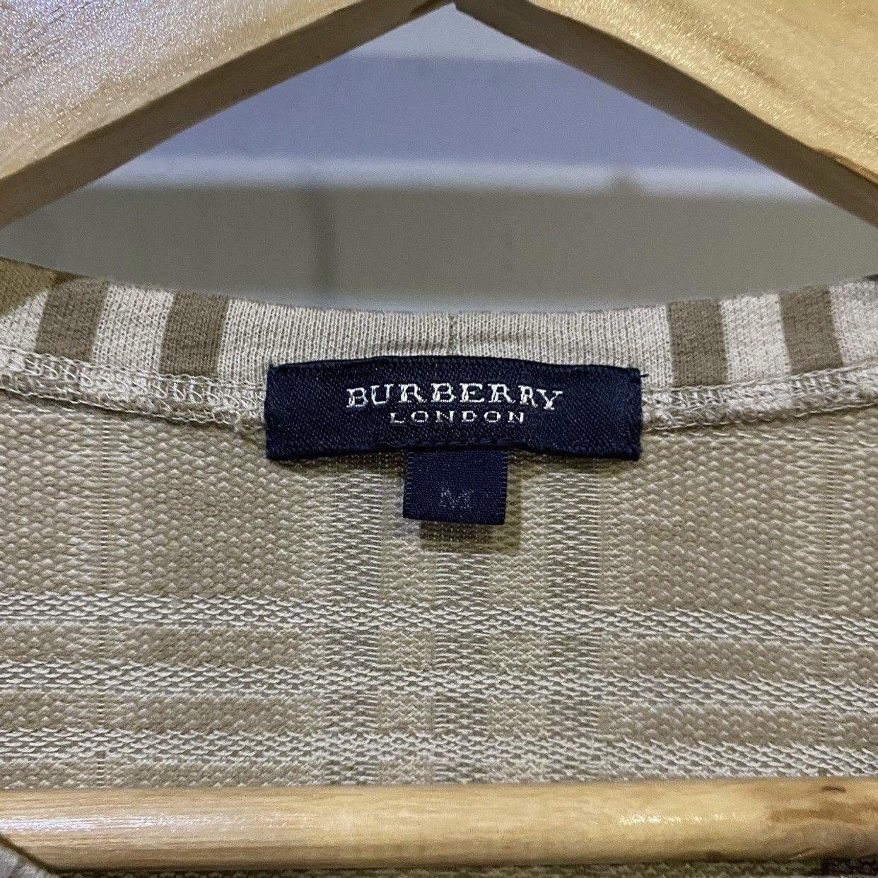 Burberry Burberry London Nova Checked Long Sleeve T-Shirt Size US M / EU 48-50 / 2 - 4 Thumbnail