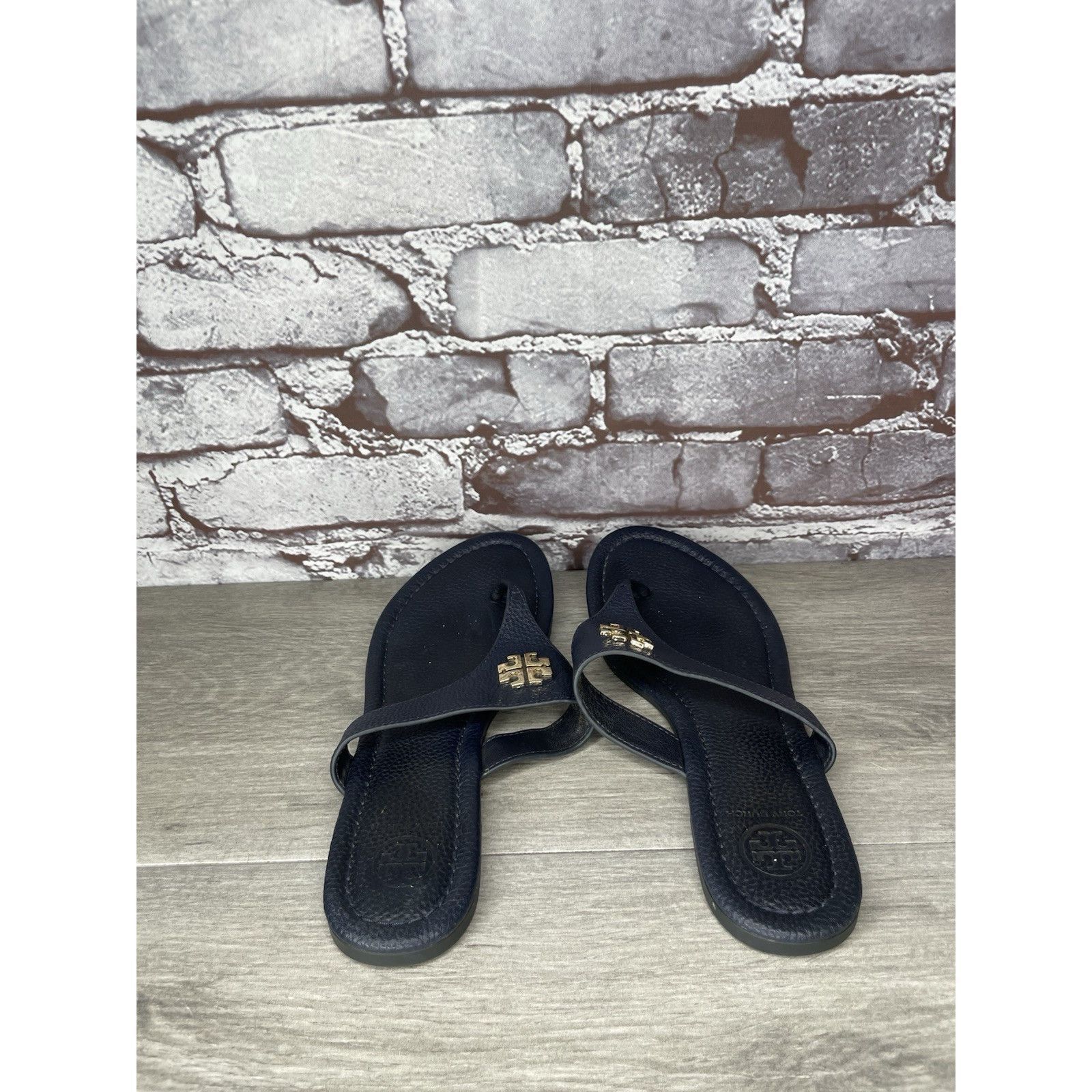 Tory Burch Tory Burch Jole Navy Blue Thong Tumbled Leather Sandals Wome Size US 6.5 / IT 36.5 - 18 Thumbnail