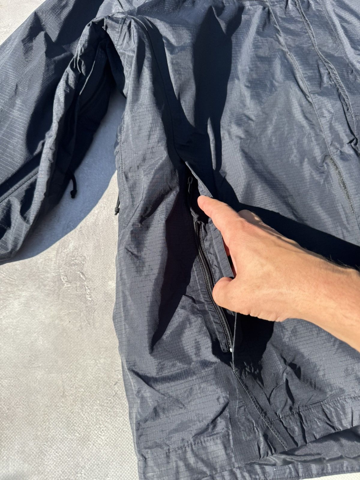 The North Face Vintage The North Face Hyvent Jacket Size US L / EU 52-54 / 3 - 9 Thumbnail