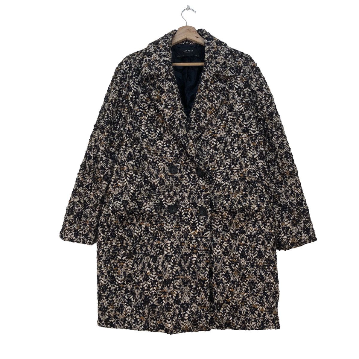 image of Aran Isles Knitwear x Homespun Knitwear Zara Basic Knit Jacket in Black, Men's (Size Medium)