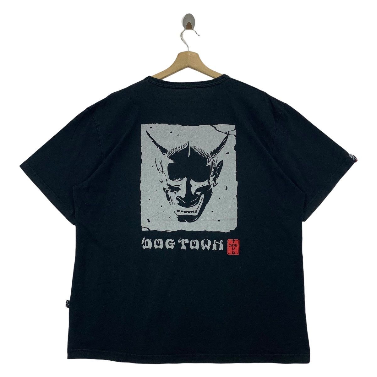 90s XL DOG TOWN vtg Tシャツ スカル トライバル skull Dogtown Vintage 90s DogTown Skateboard T-shirt | Grailed